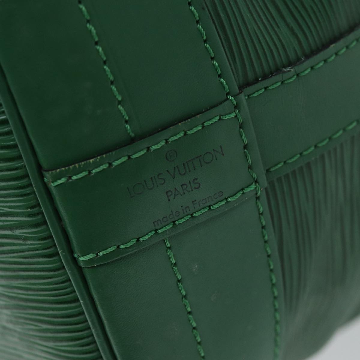 LOUIS VUITTON Epi Noe Shoulder Bag Green M44004 LV Auth 73081