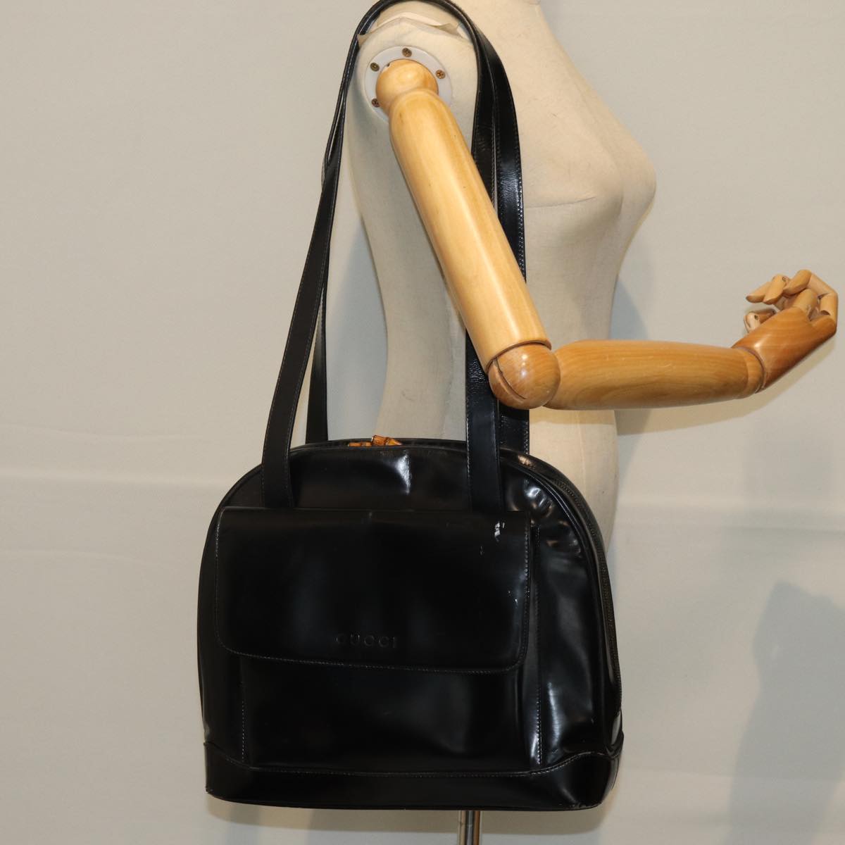 GUCCI Shoulder Bag Patent leather Black 001 090 1649 Auth 73156