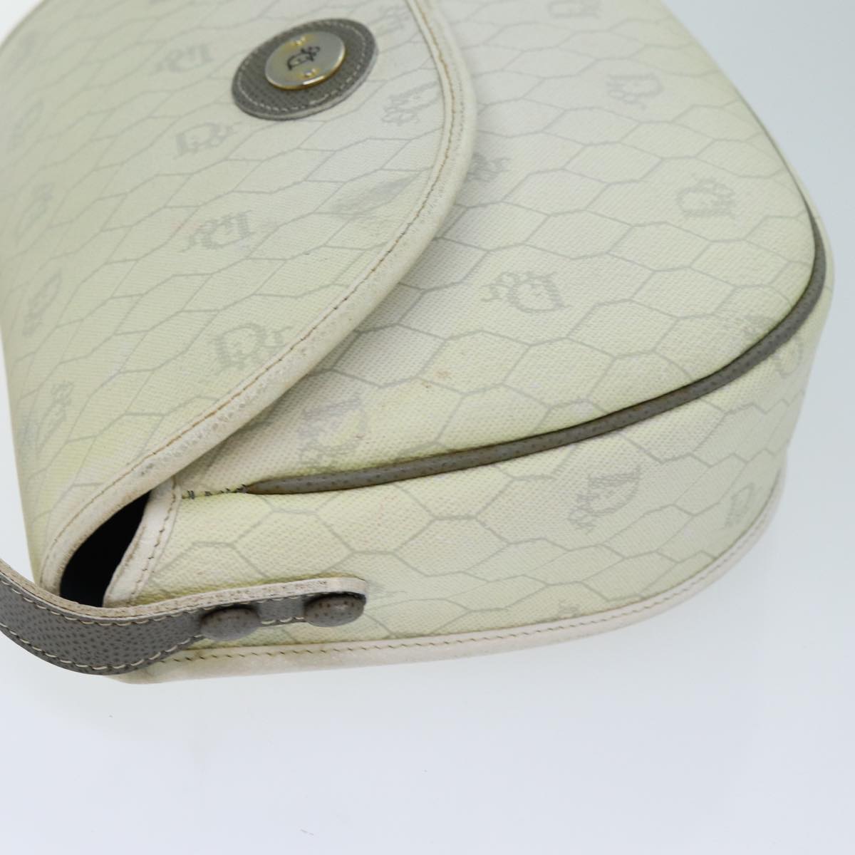 Christian Dior Honeycomb Canvas Shoulder Bag PVC Leather White Auth 73252