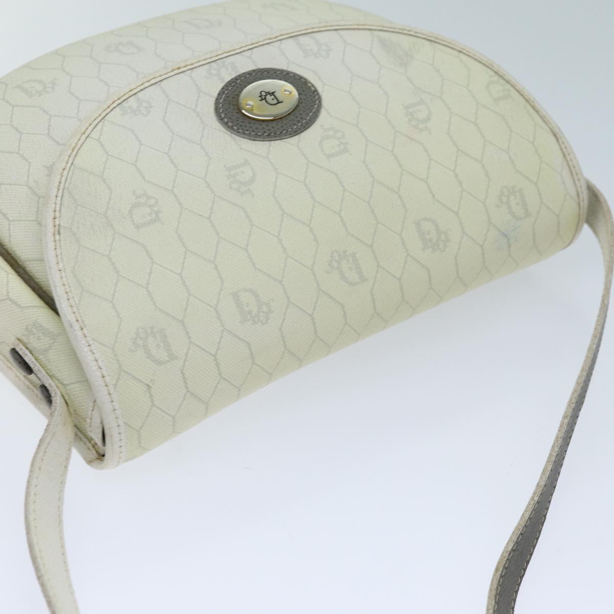 Christian Dior Honeycomb Canvas Shoulder Bag PVC Leather White Auth 73252