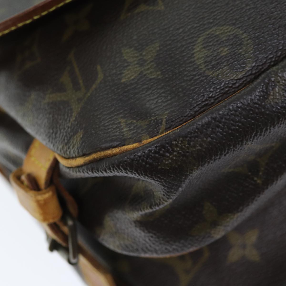 LOUIS VUITTON Monogram Saumur 30 Shoulder Bag M42256 LV Auth 73298