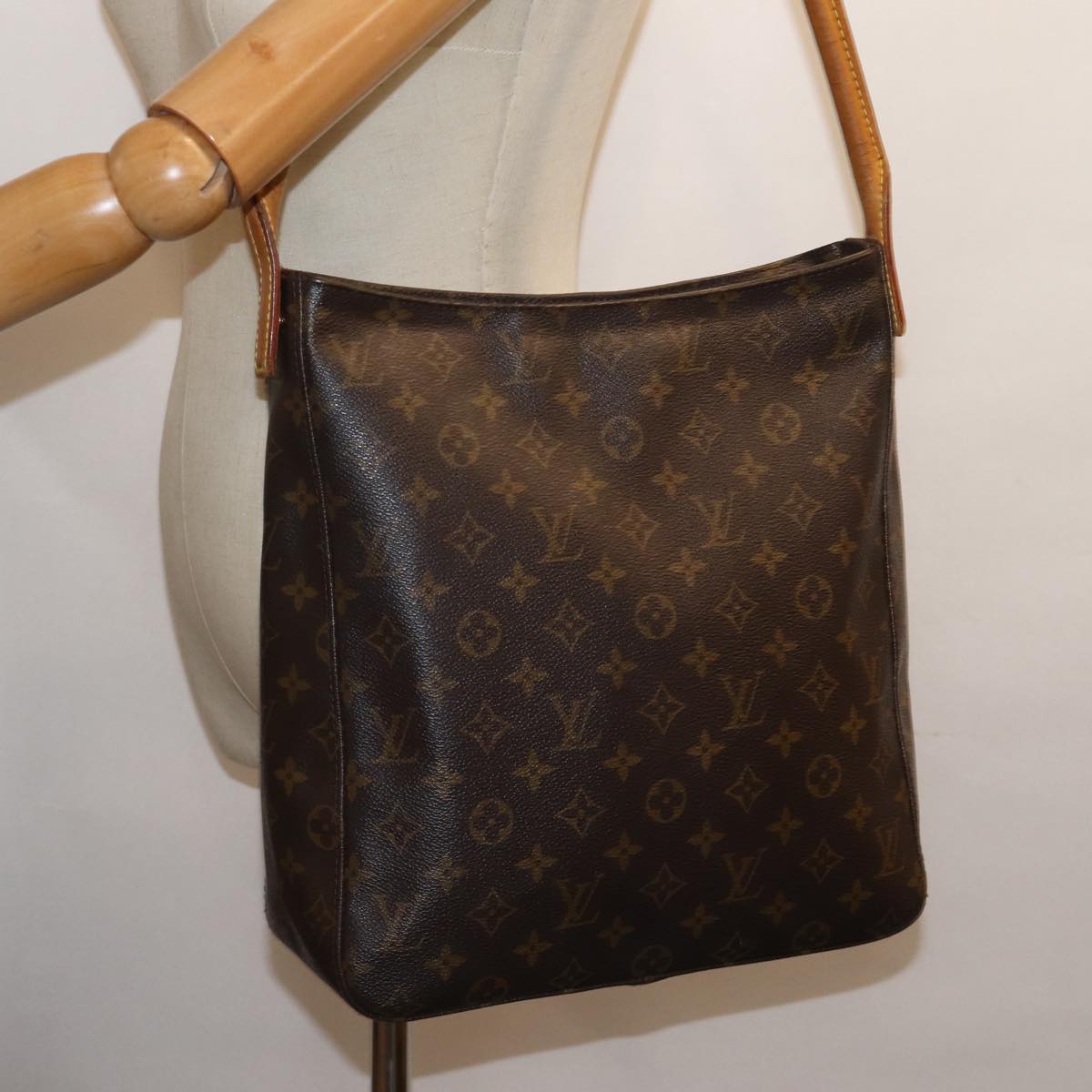 LOUIS VUITTON Monogram Looping GM Shoulder Bag M51145 LV Auth 73302