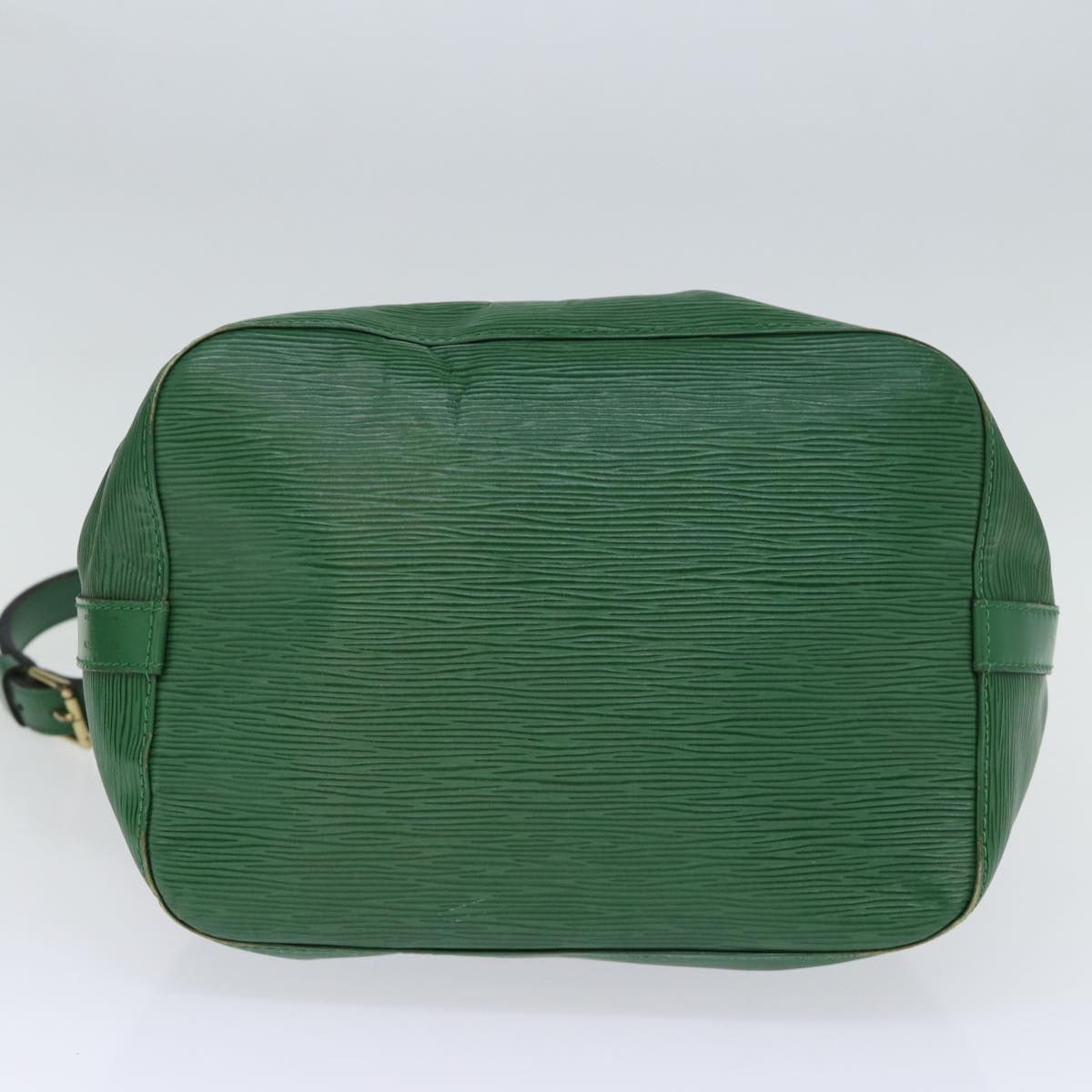 LOUIS VUITTON Epi Petit Noe Shoulder Bag Green M44104 LV Auth 73326