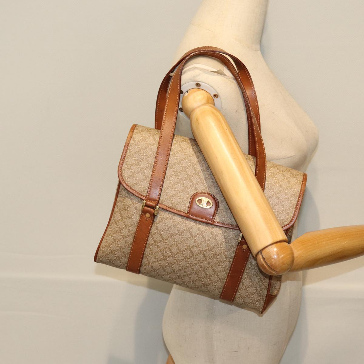 CELINE Macadam Canvas Shoulder Bag Beige Auth 73415