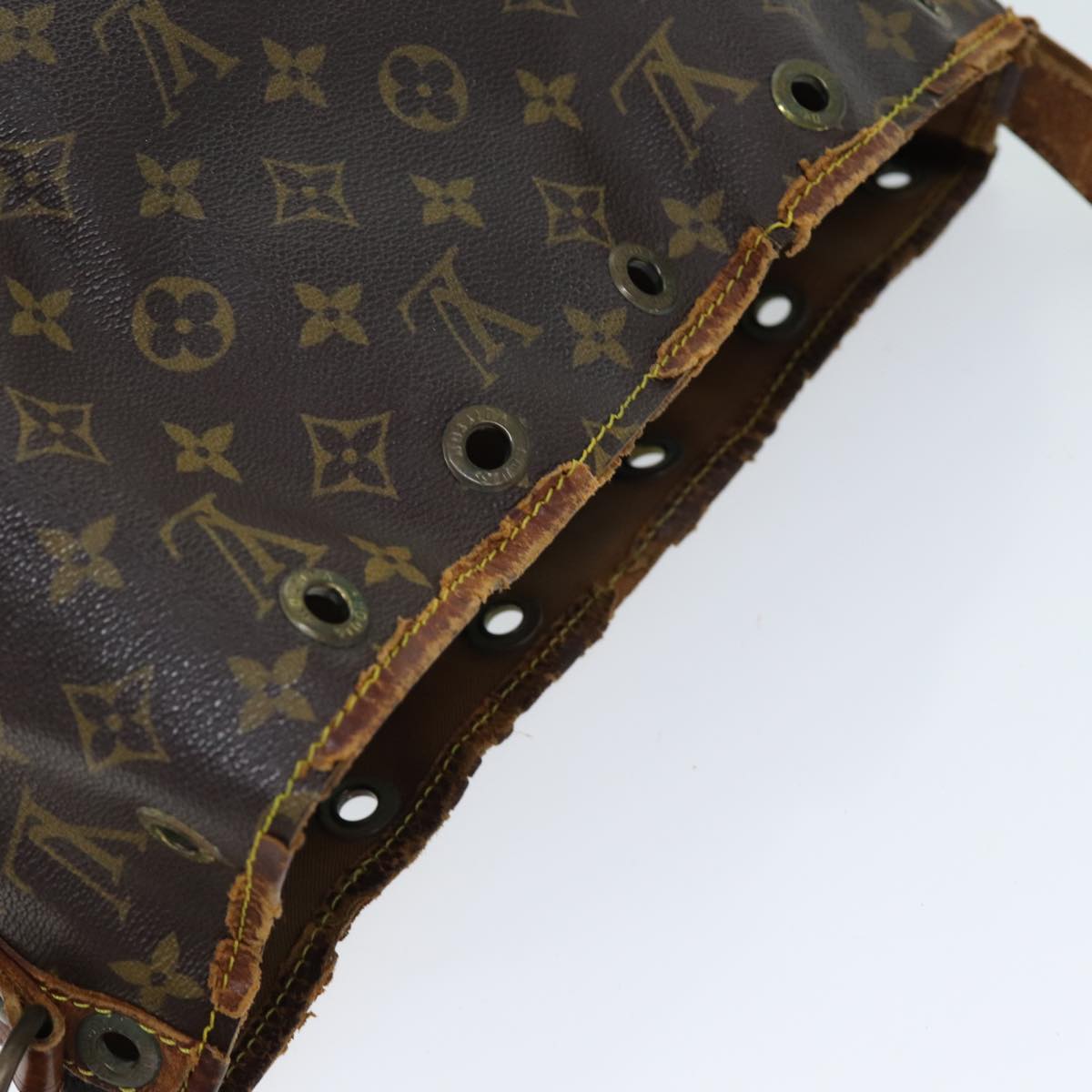 LOUIS VUITTON Monogram Petit Noe Shoulder Bag M42226 LV Auth 73436