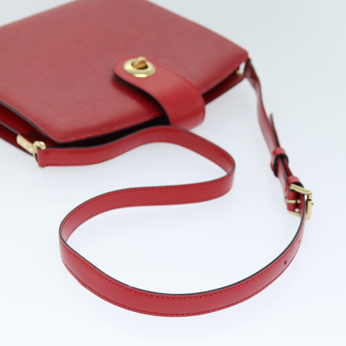 LOUIS VUITTON Epi Capuchin Shoulder Bag Red M52347 LV Auth 73483