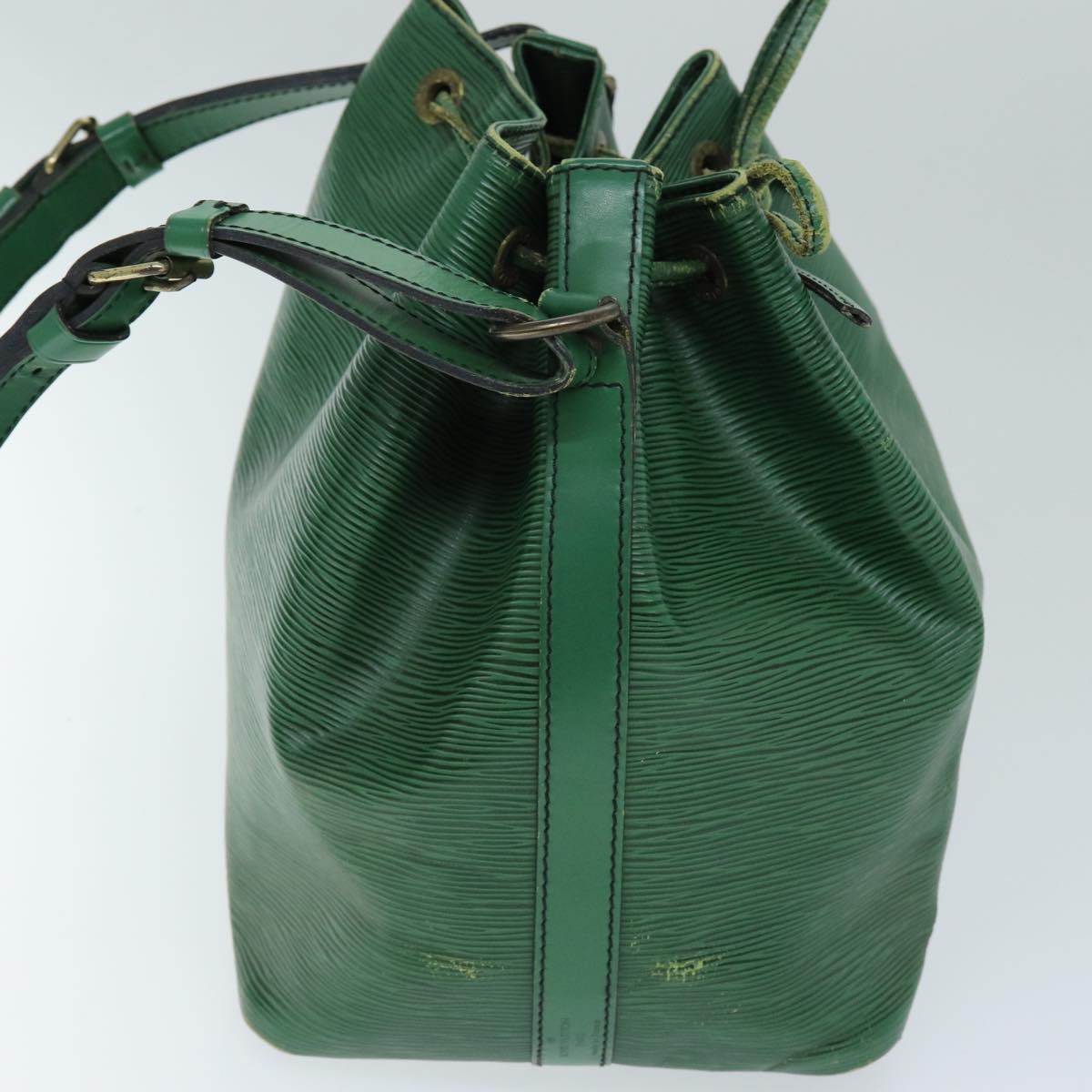 LOUIS VUITTON Epi Petit Noe Shoulder Bag Green M44104 LV Auth 73532