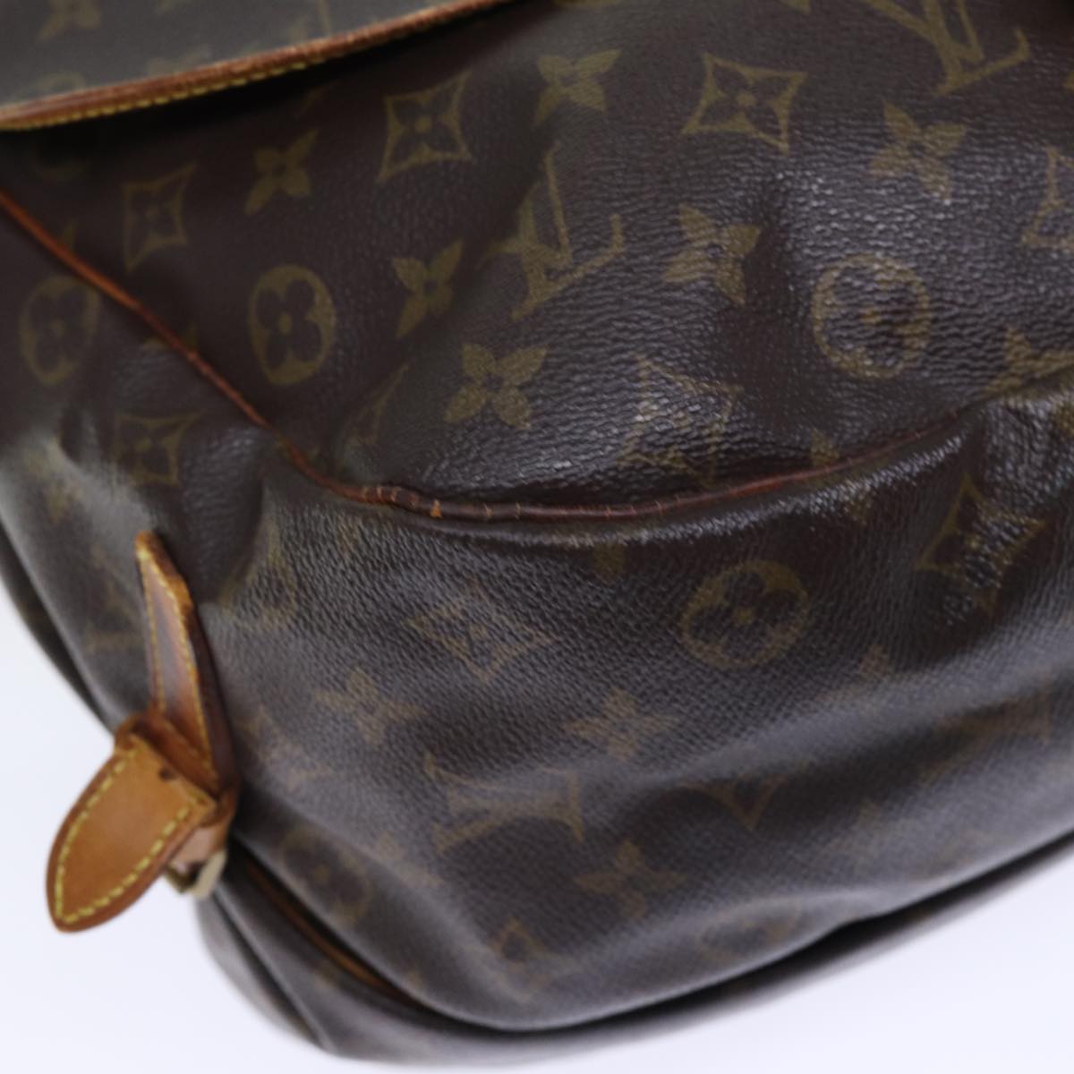 LOUIS VUITTON Monogram Saumur 35 Shoulder Bag M42254 LV Auth 73689