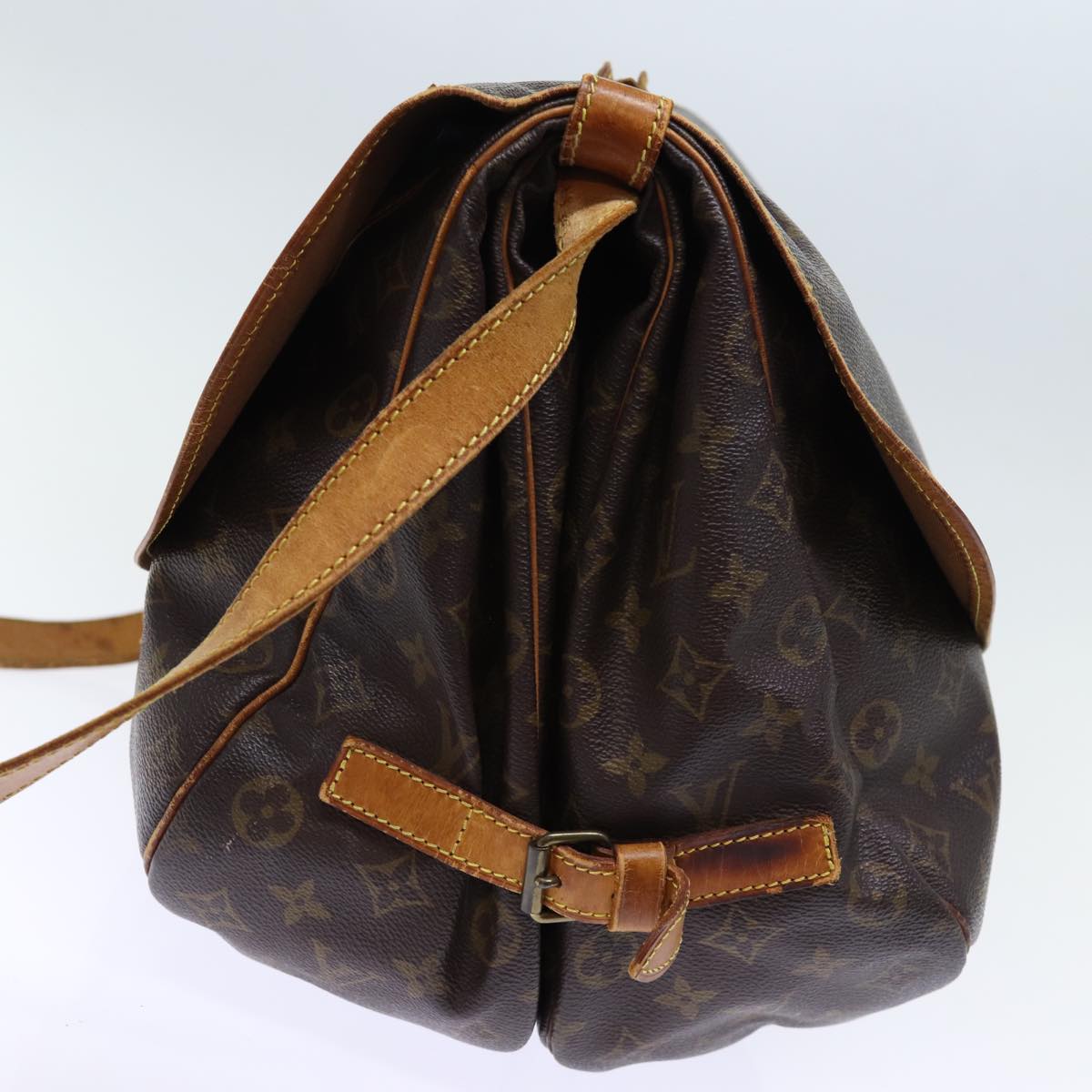 LOUIS VUITTON Monogram Saumur 35 Shoulder Bag M42254 LV Auth 73689