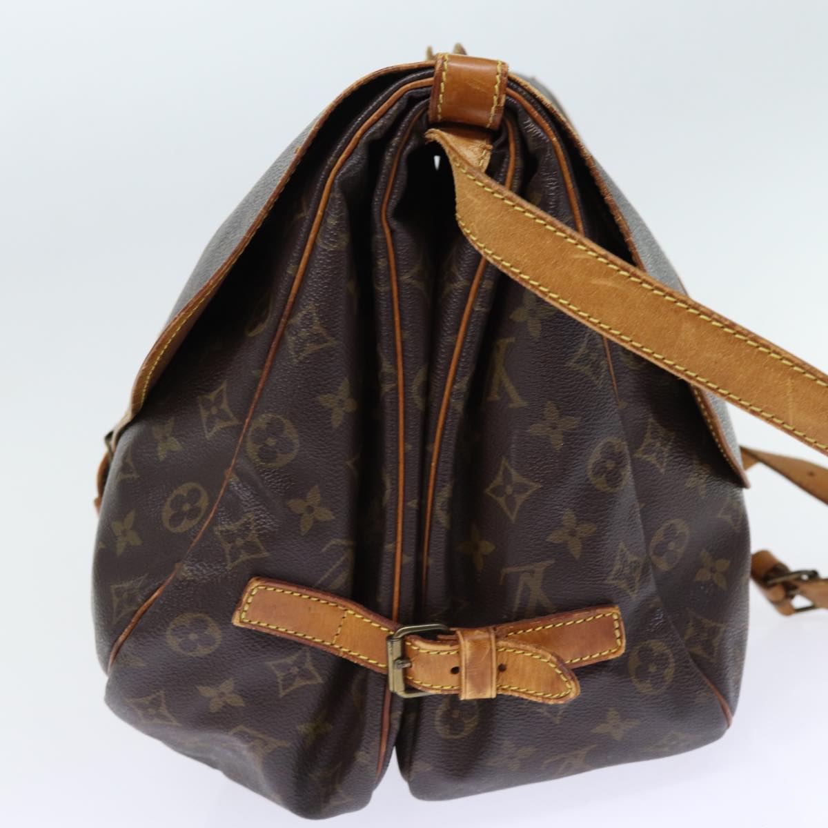 LOUIS VUITTON Monogram Saumur 35 Shoulder Bag M42254 LV Auth 73689