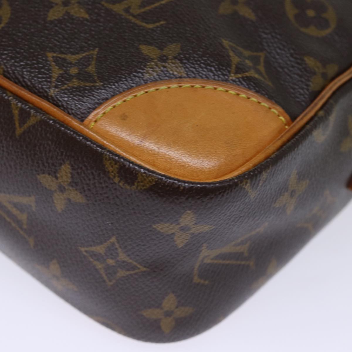 LOUIS VUITTON Monogram Trocadero 30 Shoulder Bag M51272 LV Auth 73769