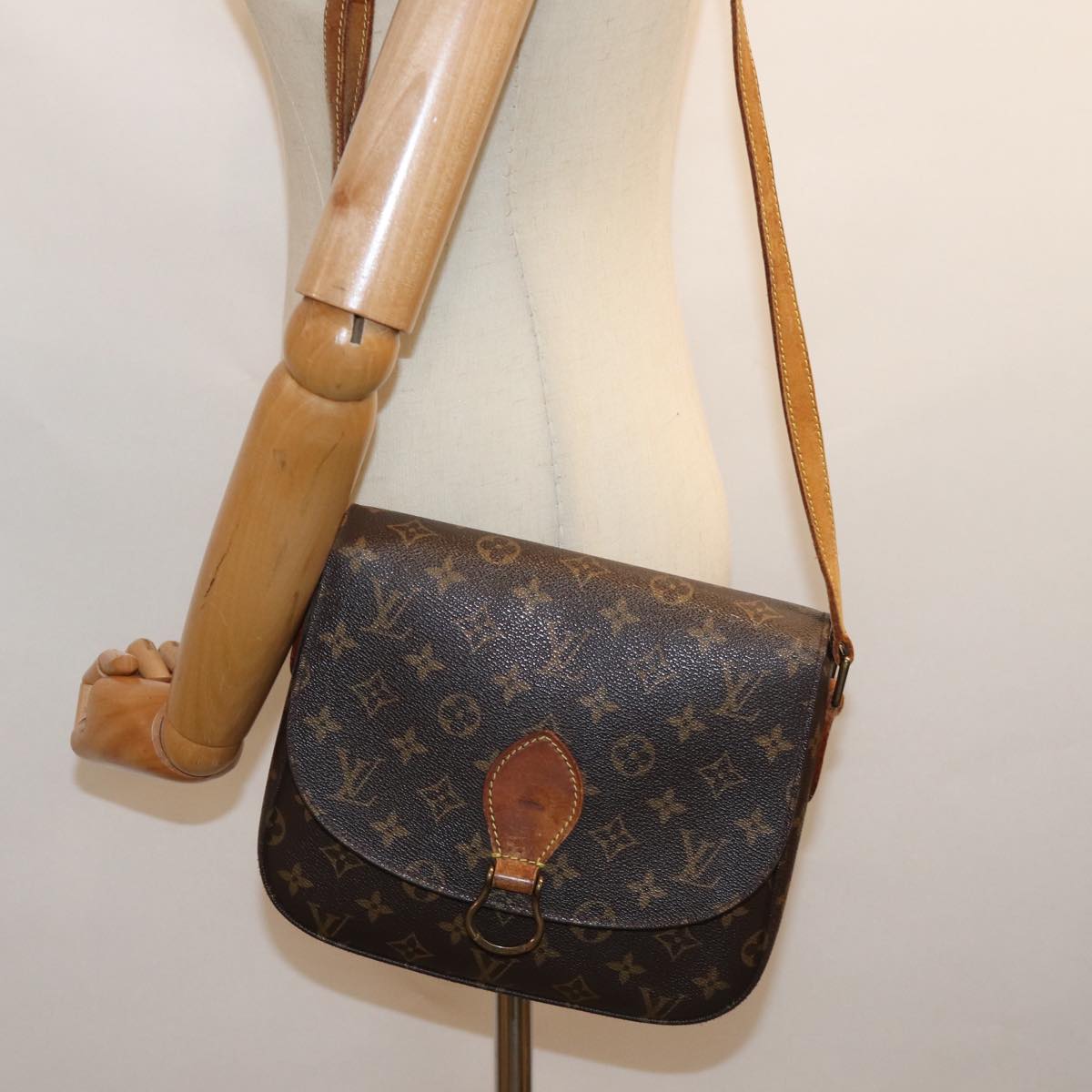 LOUIS VUITTON Monogram Saint Cloud GM Shoulder Bag M51242 LV Auth 73773