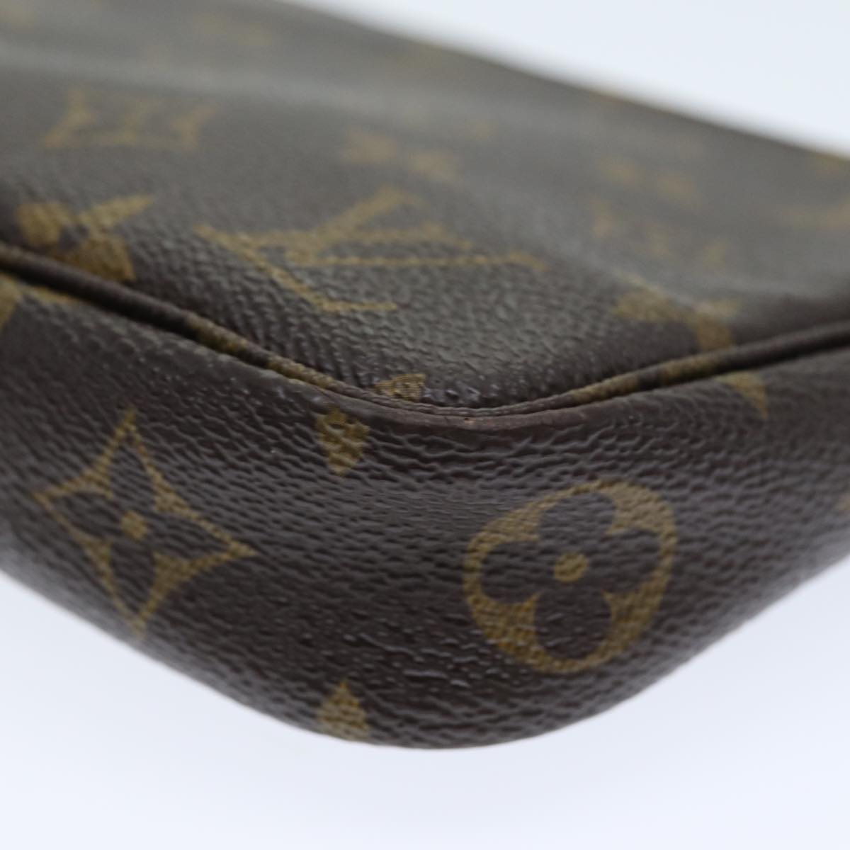 LOUIS VUITTON Monogram Pochette Accessoires Pouch L072 LV Auth 73784