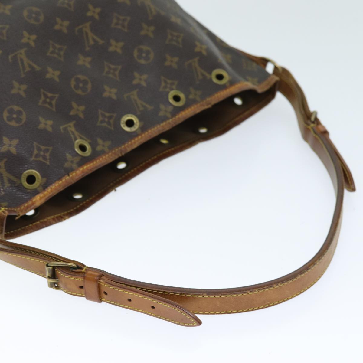 LOUIS VUITTON Monogram Petit Noe Shoulder Bag L014 LV Auth 73812