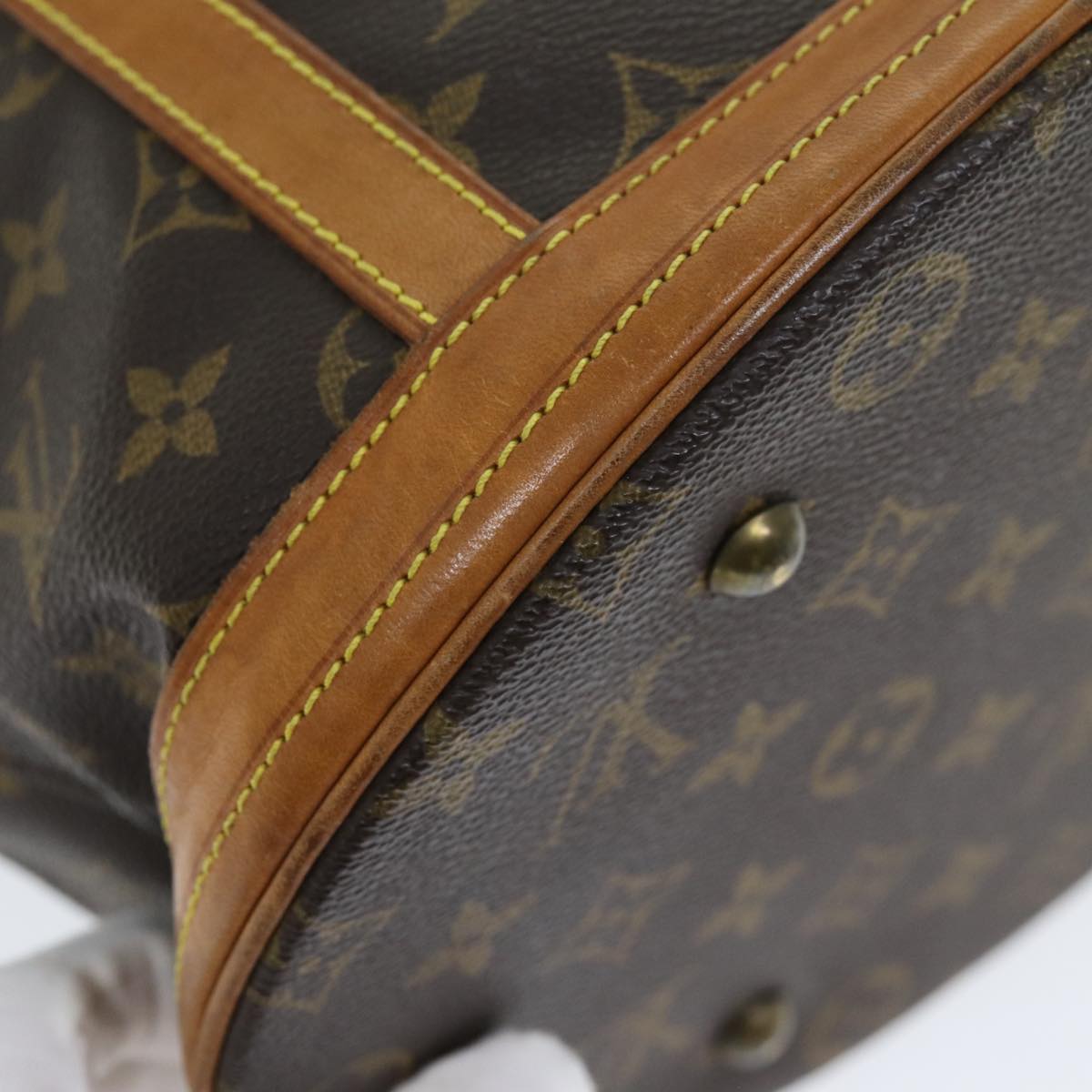 LOUIS VUITTON Monogram Bucket GM Shoulder Bag M42236 LV Auth 73817