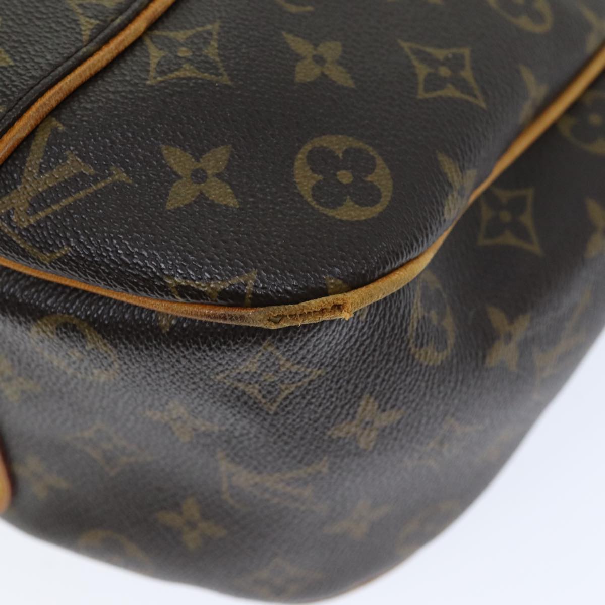 LOUIS VUITTON Monogram Galliera PM Shoulder Bag M56382 LV Auth 73821