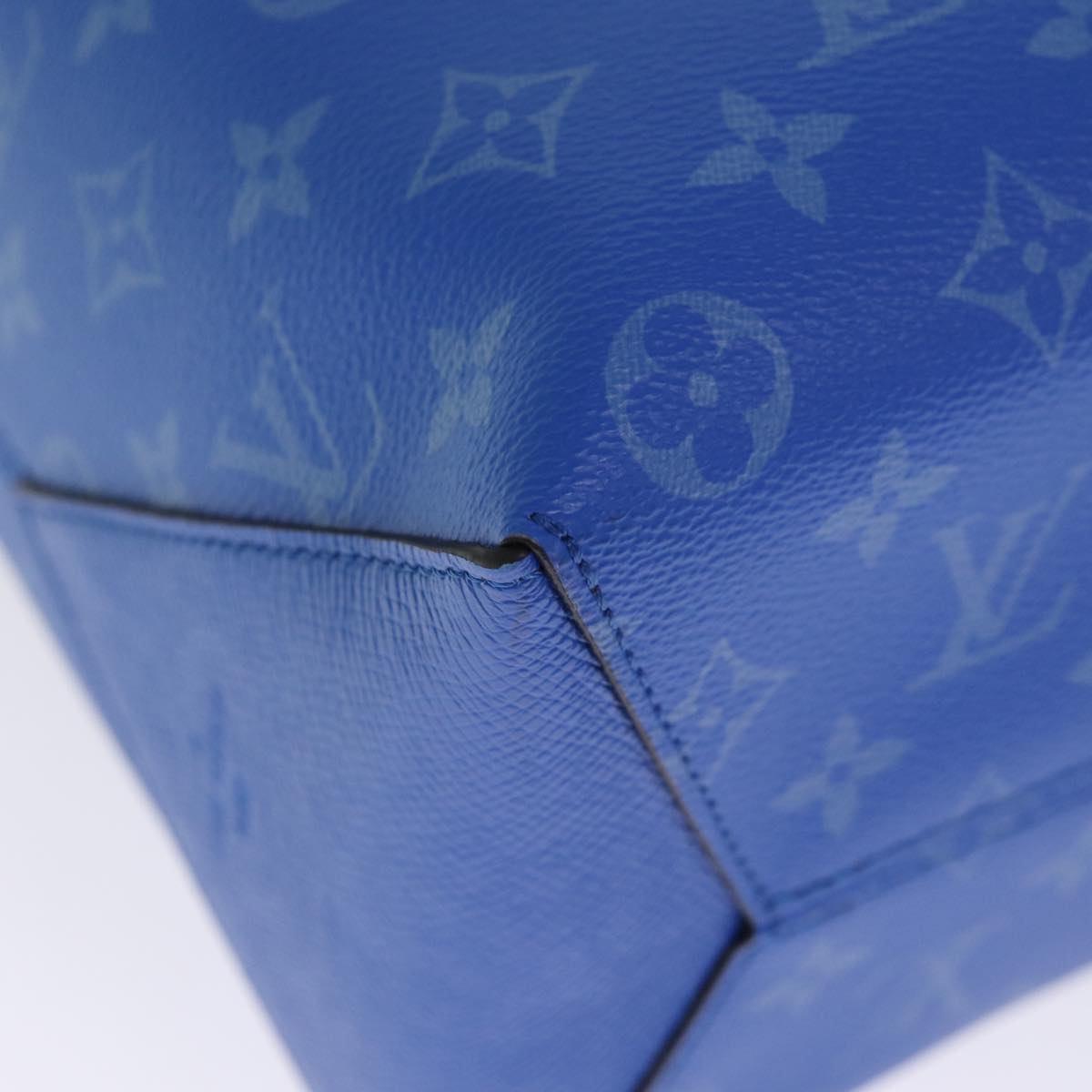 LOUIS VUITTON Taigalama Weekend Tote NM Tote Bag 2way Blue M31010 LV Auth 74022S