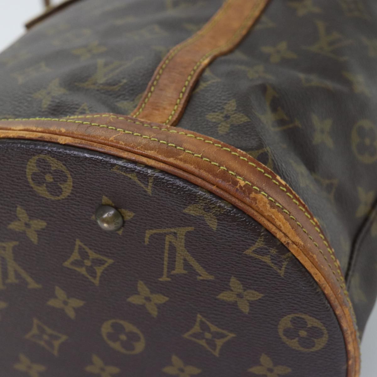 LOUIS VUITTON Monogram Bucket GM Shoulder Bag M42236 LV Auth 74078