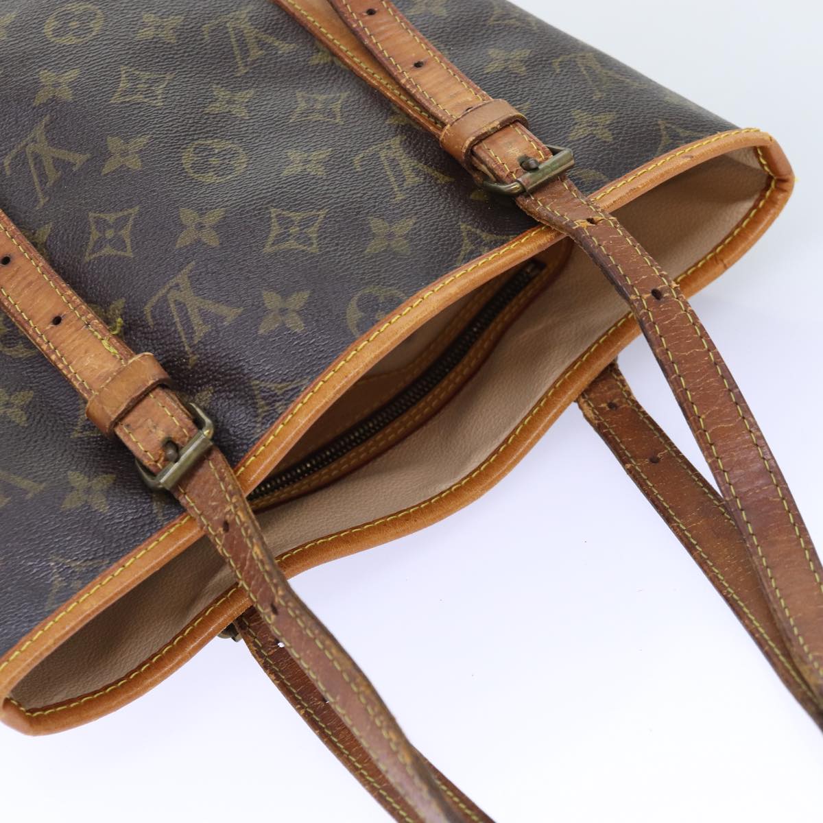 LOUIS VUITTON Monogram Bucket GM Shoulder Bag M42236 LV Auth 74078