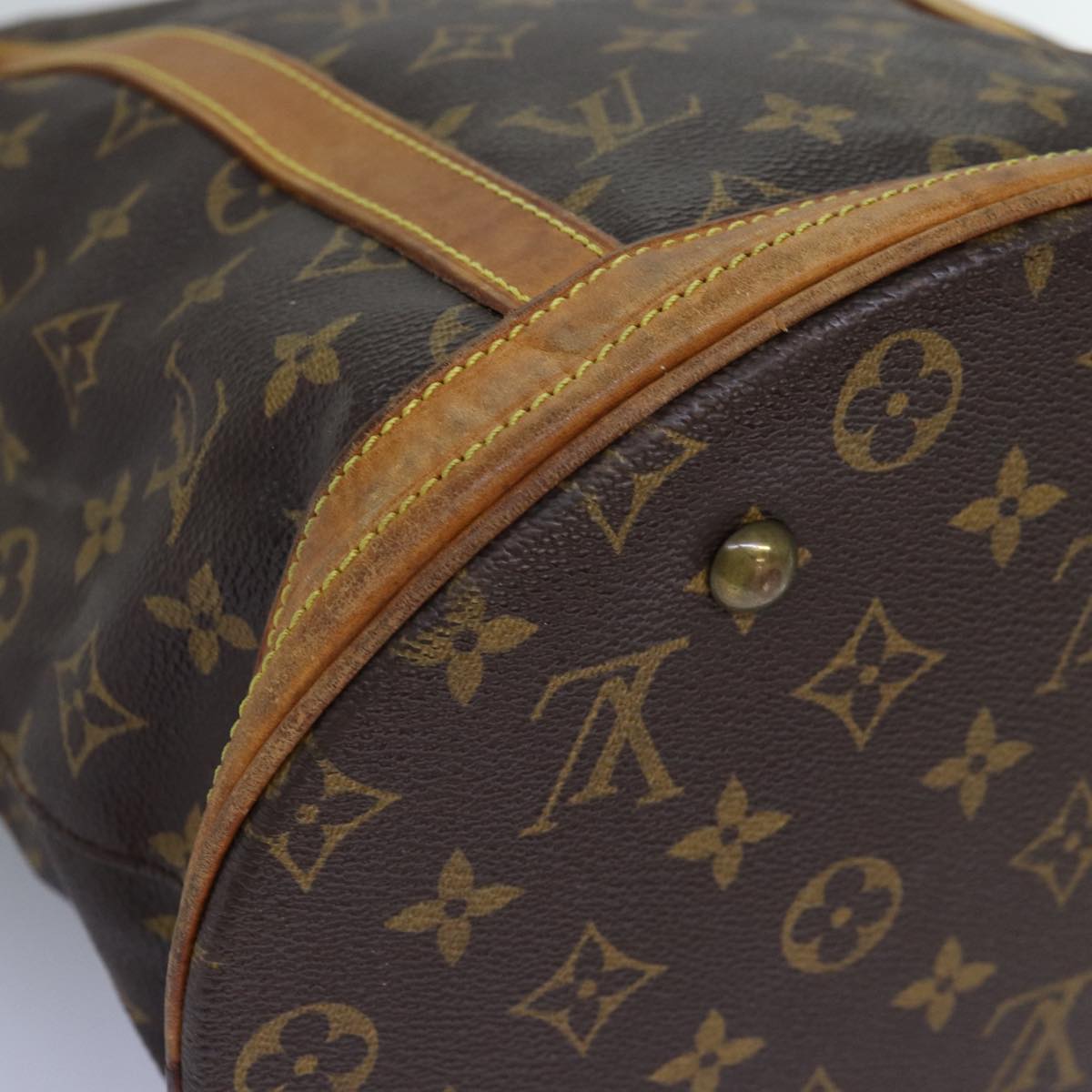 LOUIS VUITTON Monogram Bucket GM Shoulder Bag M42236 LV Auth 74079