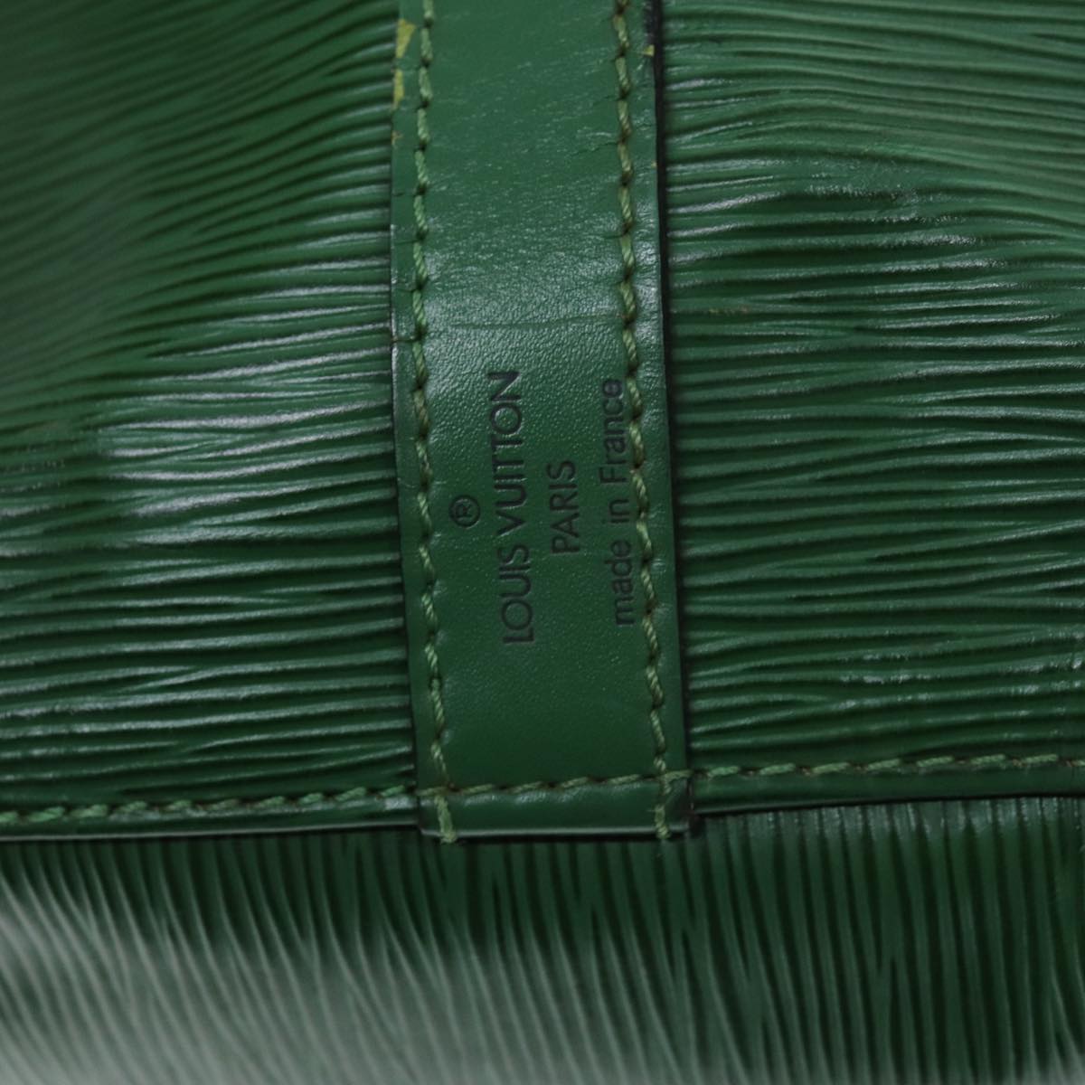 LOUIS VUITTON Epi Petit Noe Shoulder Bag Green M44104 LV Auth 74144