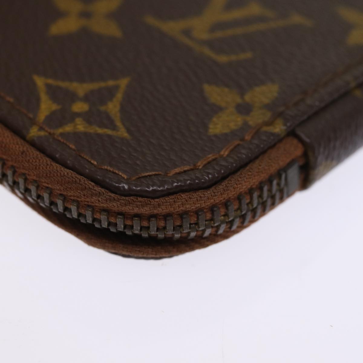 LOUIS VUITTON Monogram Passport Case LV Auth 74332