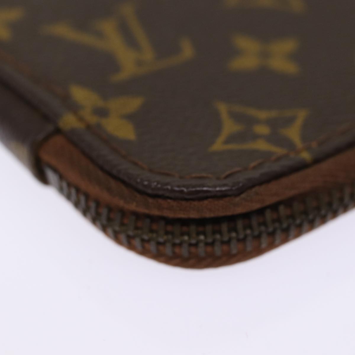 LOUIS VUITTON Monogram Passport Case LV Auth 74332