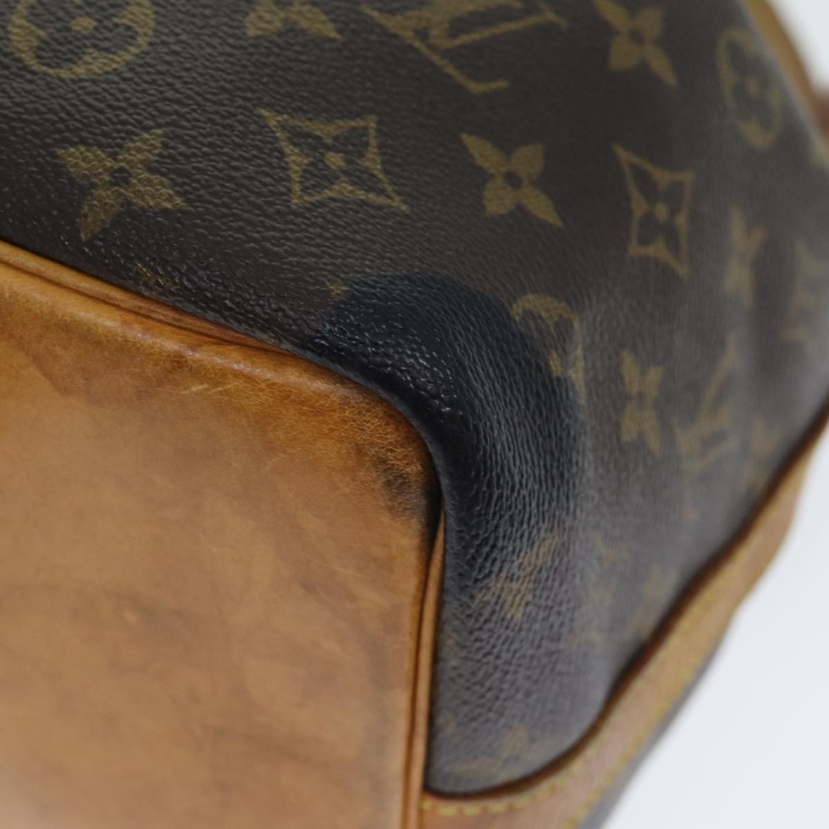 LOUIS VUITTON Monogram Petit Noe Shoulder Bag M42226 LV Auth 74342