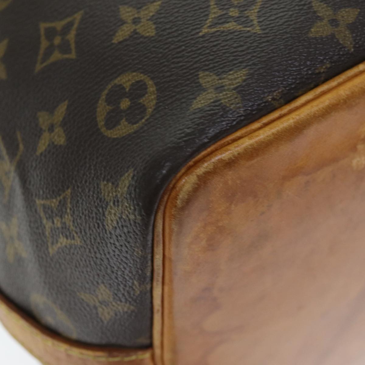 LOUIS VUITTON Monogram Petit Noe Shoulder Bag M42226 LV Auth 74342