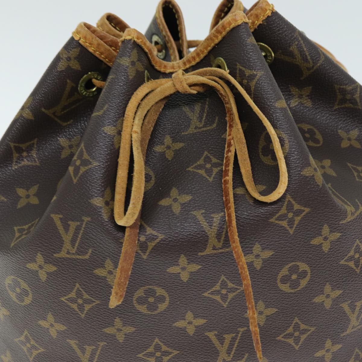 LOUIS VUITTON Monogram Petit Noe Shoulder Bag M42226 LV Auth 74342