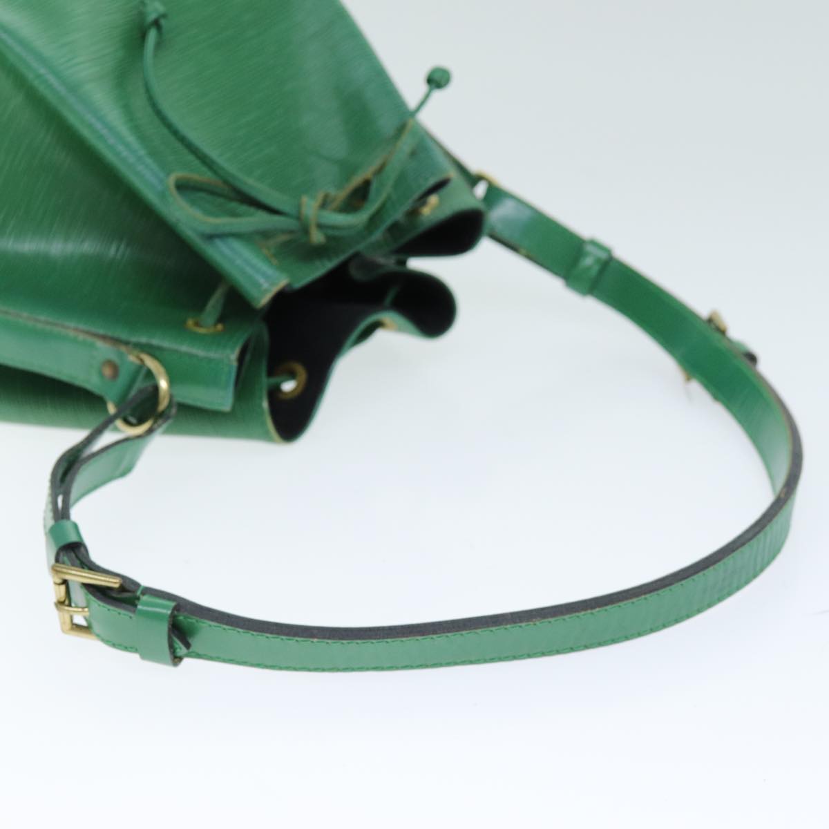 LOUIS VUITTON Epi Noe Shoulder Bag Green M44004 LV Auth 74374
