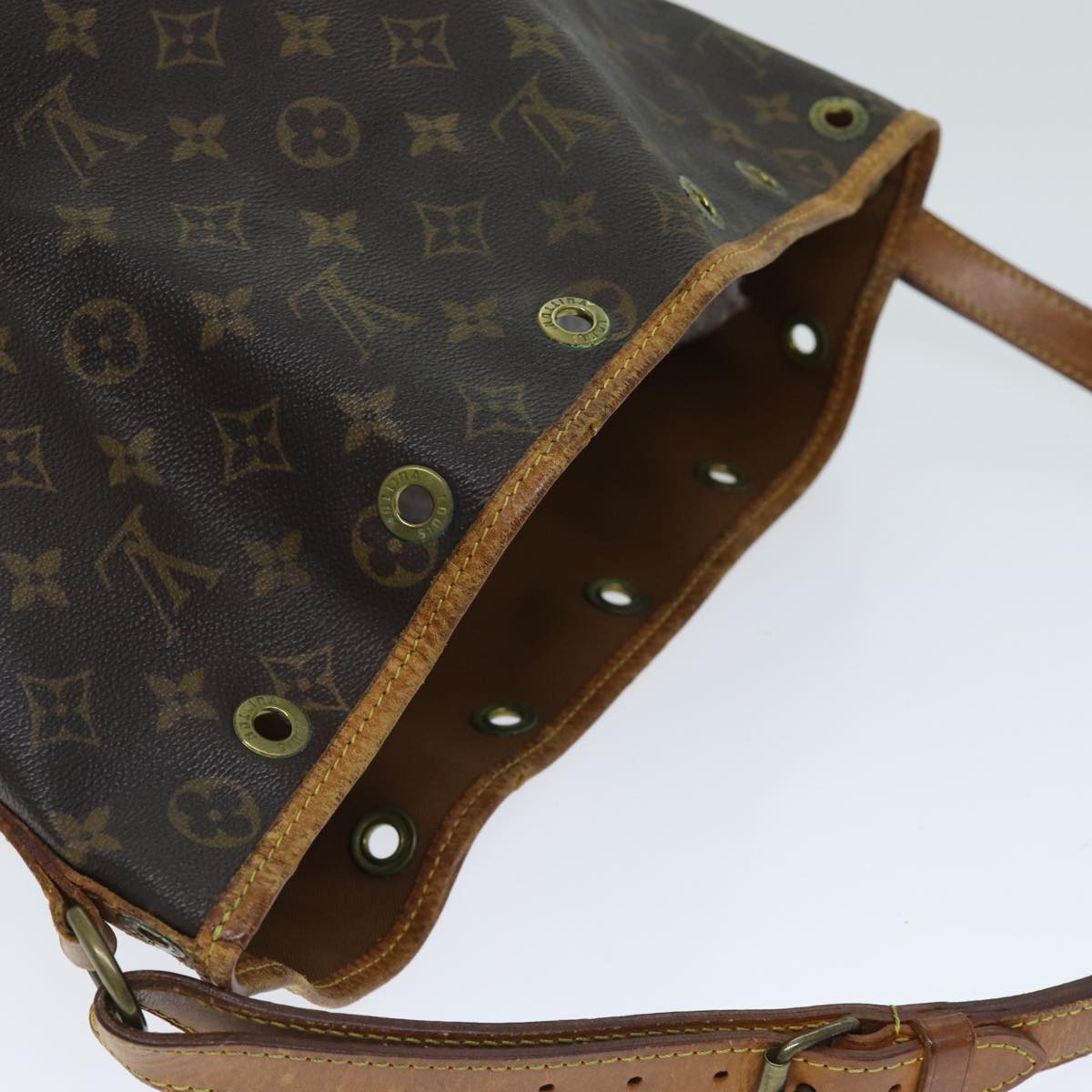 LOUIS VUITTON Monogram Noe Shoulder Bag M42224 LV Auth 74531