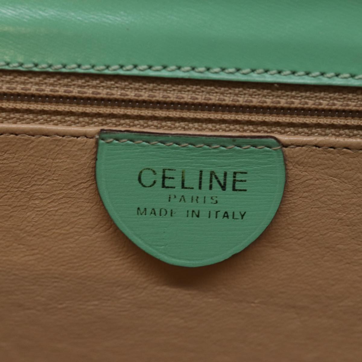 CELINE Vanity Cosmetic Pouch Leather Green Auth 74541