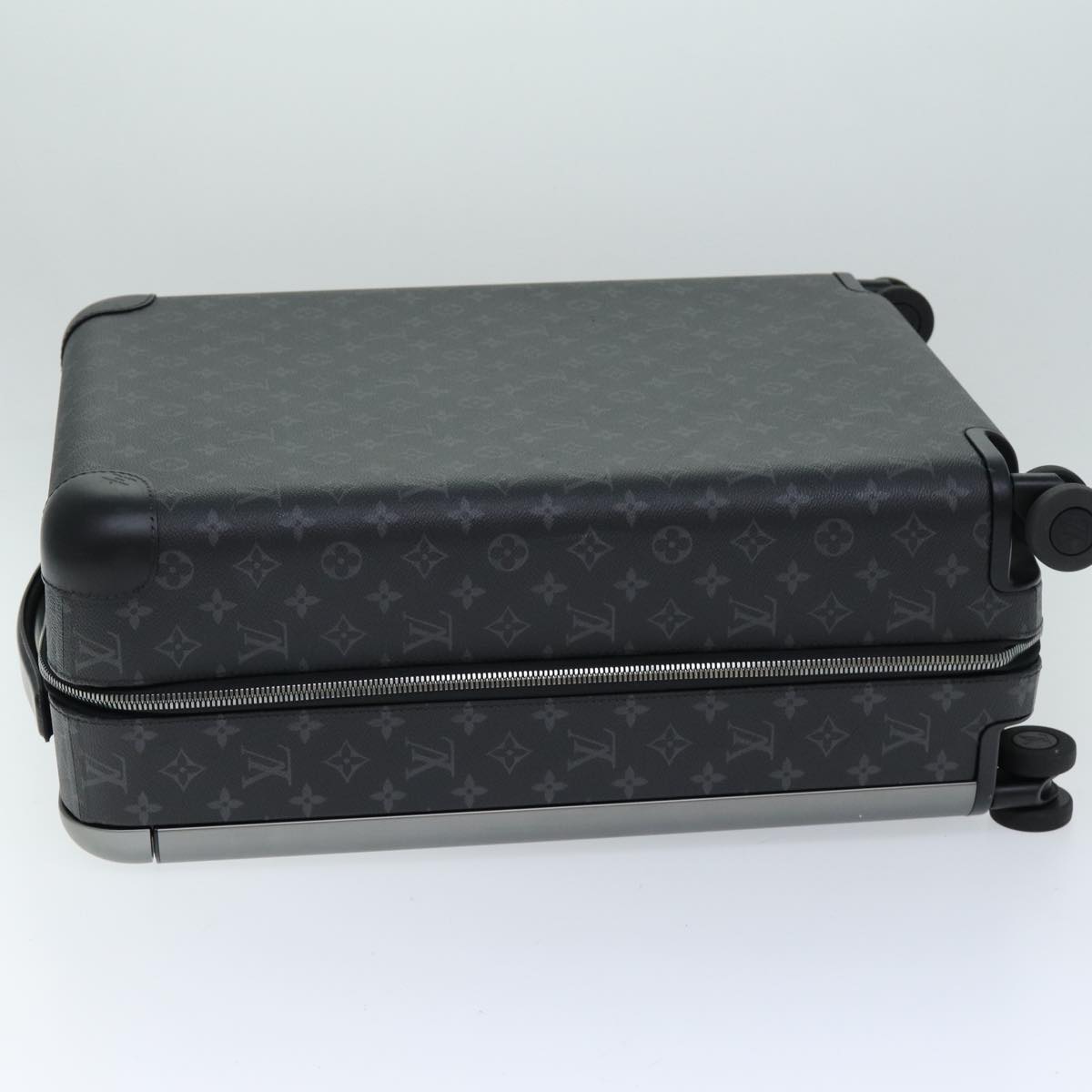 LOUIS VUITTON Monogram Eclipse Horizon 50 Suitcase M10252 LV Auth 74683SA