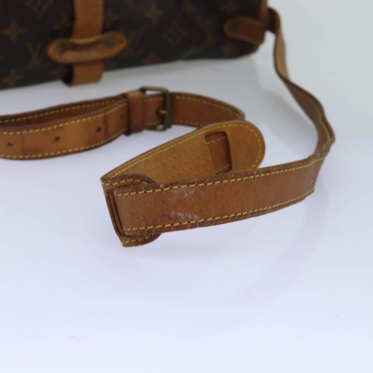 LOUIS VUITTON Monogram Saumur 35 Shoulder Bag M42254 LV Auth 74714