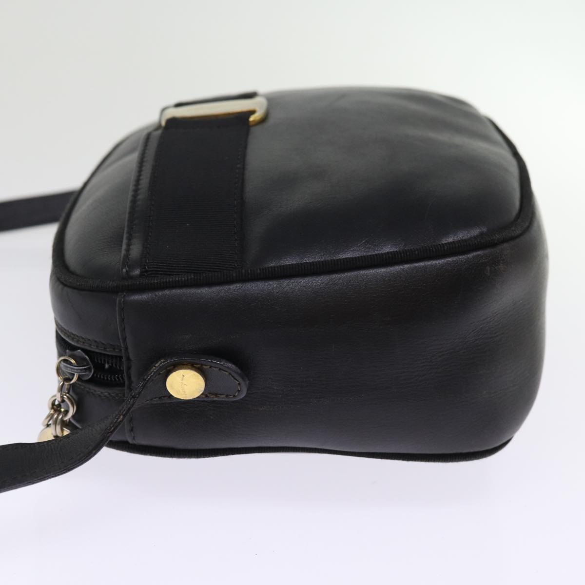 Salvatore Ferragamo Shoulder Bag Leather Black Auth 74810