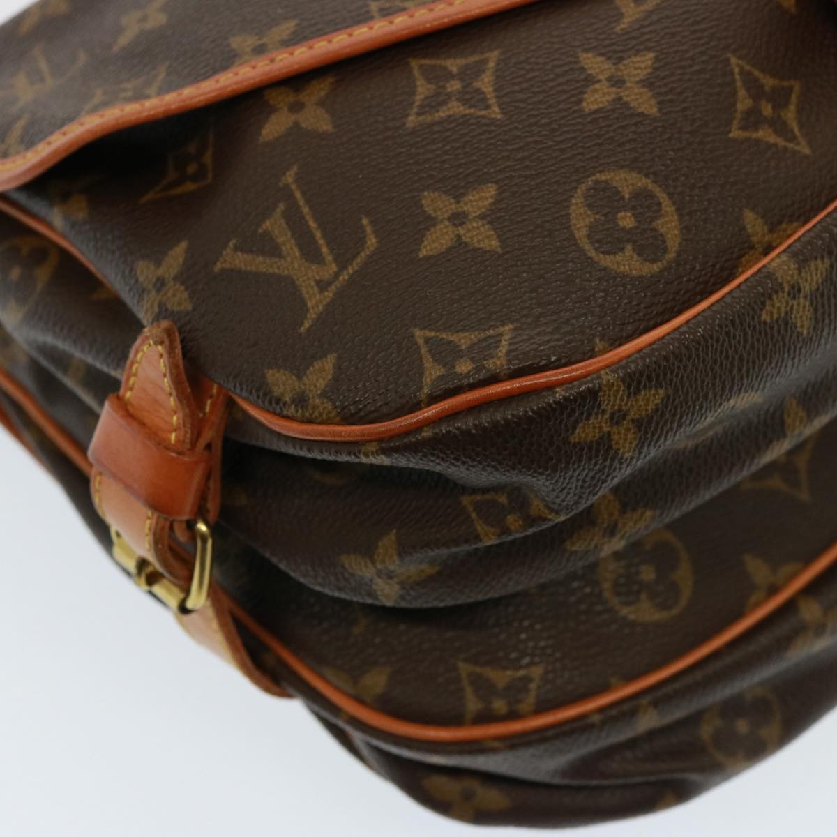 LOUIS VUITTON Monogram Saumur 35 Shoulder Bag M42254 LV Auth 74819