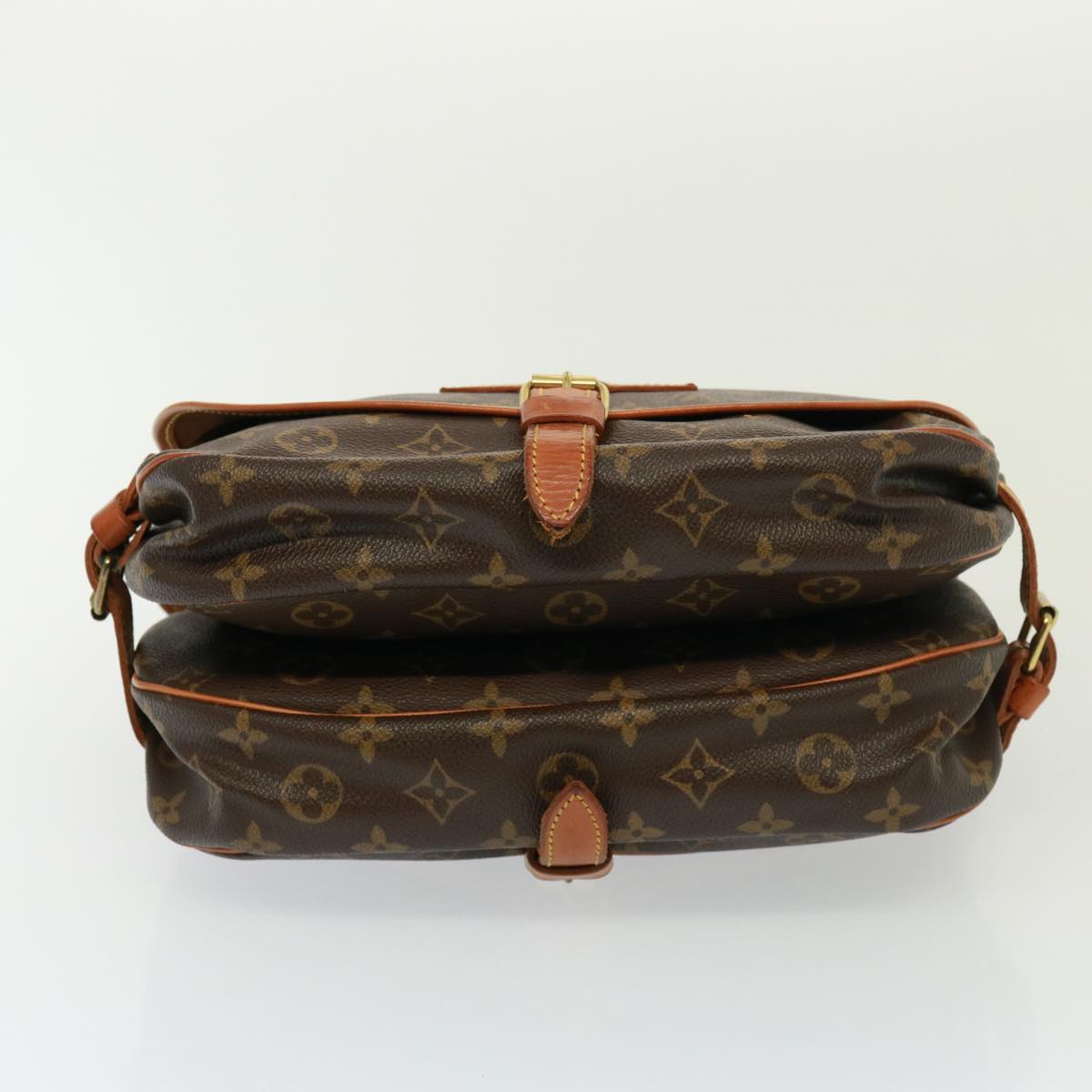 LOUIS VUITTON Monogram Saumur 35 Shoulder Bag M42254 LV Auth 74819