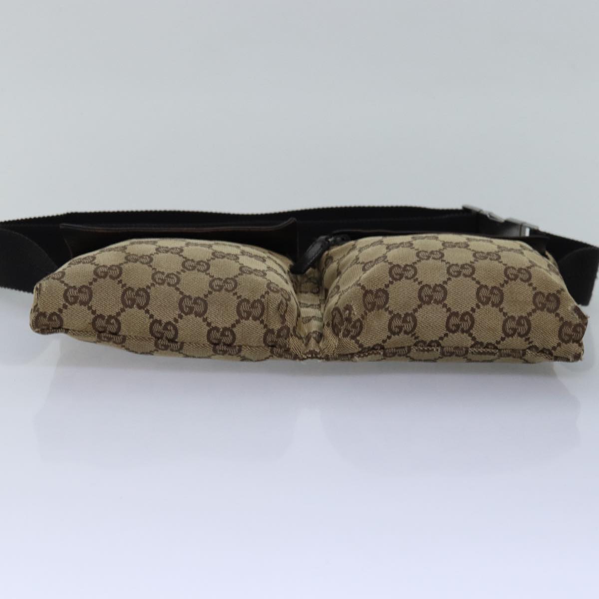 GUCCI GG Canvas Body Bag Beige 28566 Auth 74874