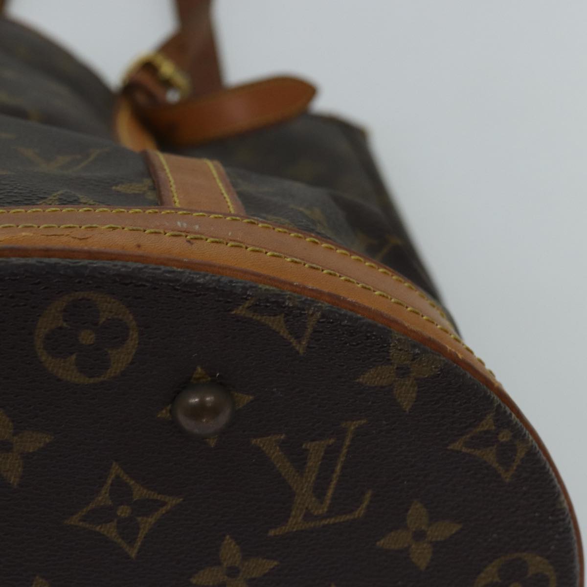 LOUIS VUITTON Monogram Bucket GM Shoulder Bag M42236 LV Auth 75011