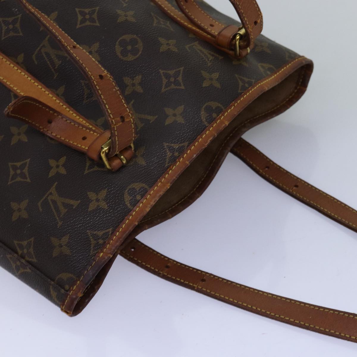 LOUIS VUITTON Monogram Bucket GM Shoulder Bag M42236 LV Auth 75011