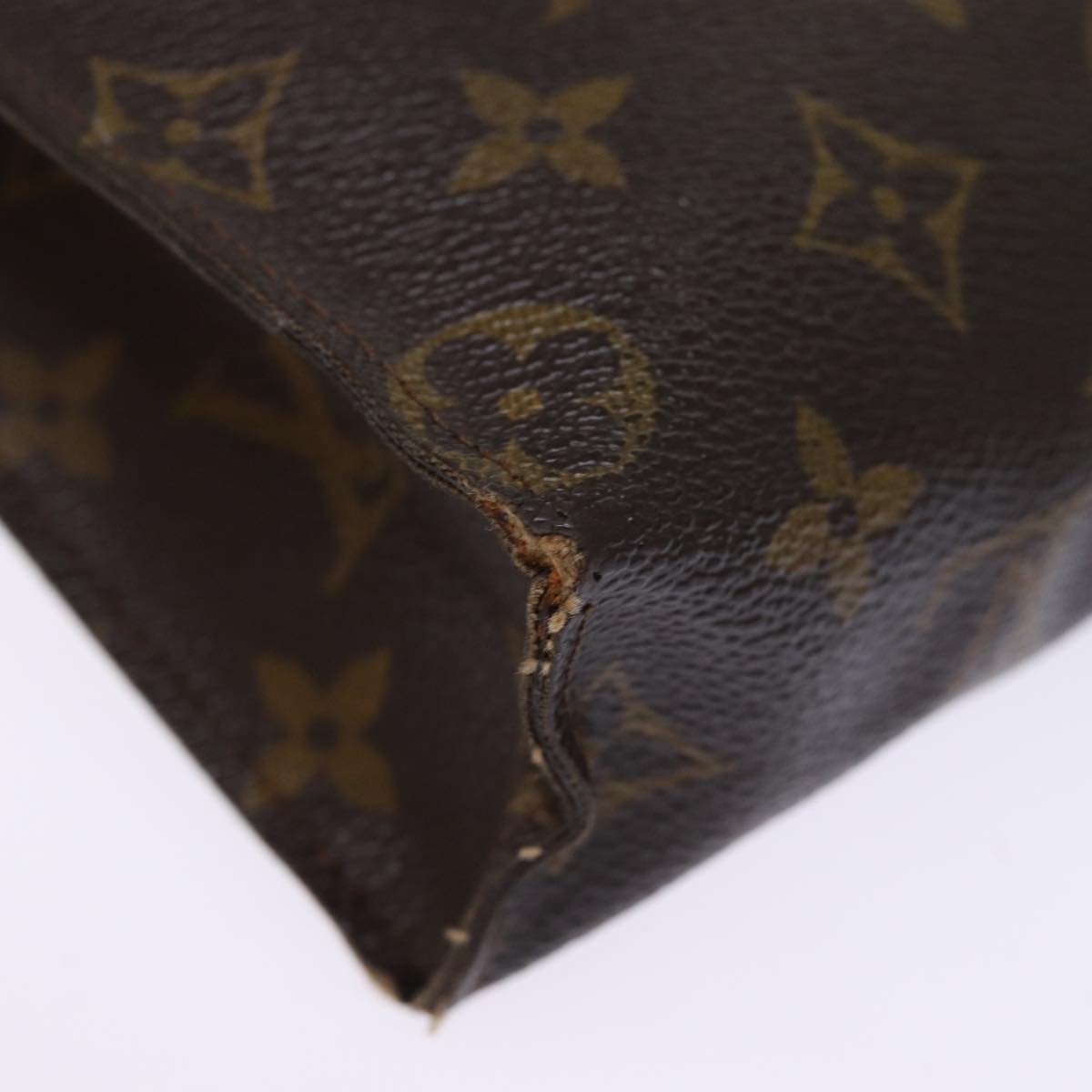 LOUIS VUITTON Monogram Poche Toilette 26 Pouch M47542 LV Auth 75023