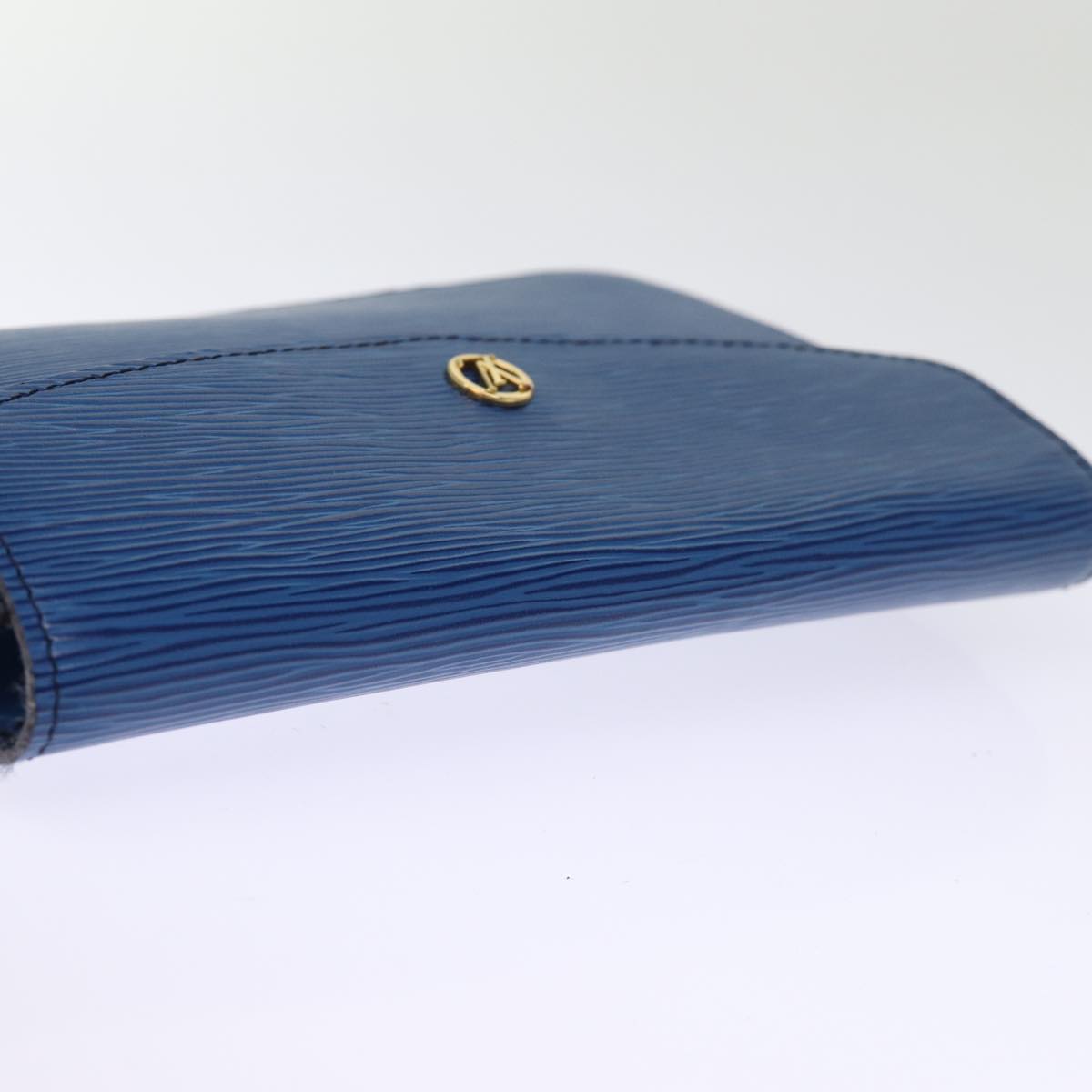 LOUIS VUITTON Epi Montaigne 23 Clutch Bag Blue M52665 LV Auth 75039