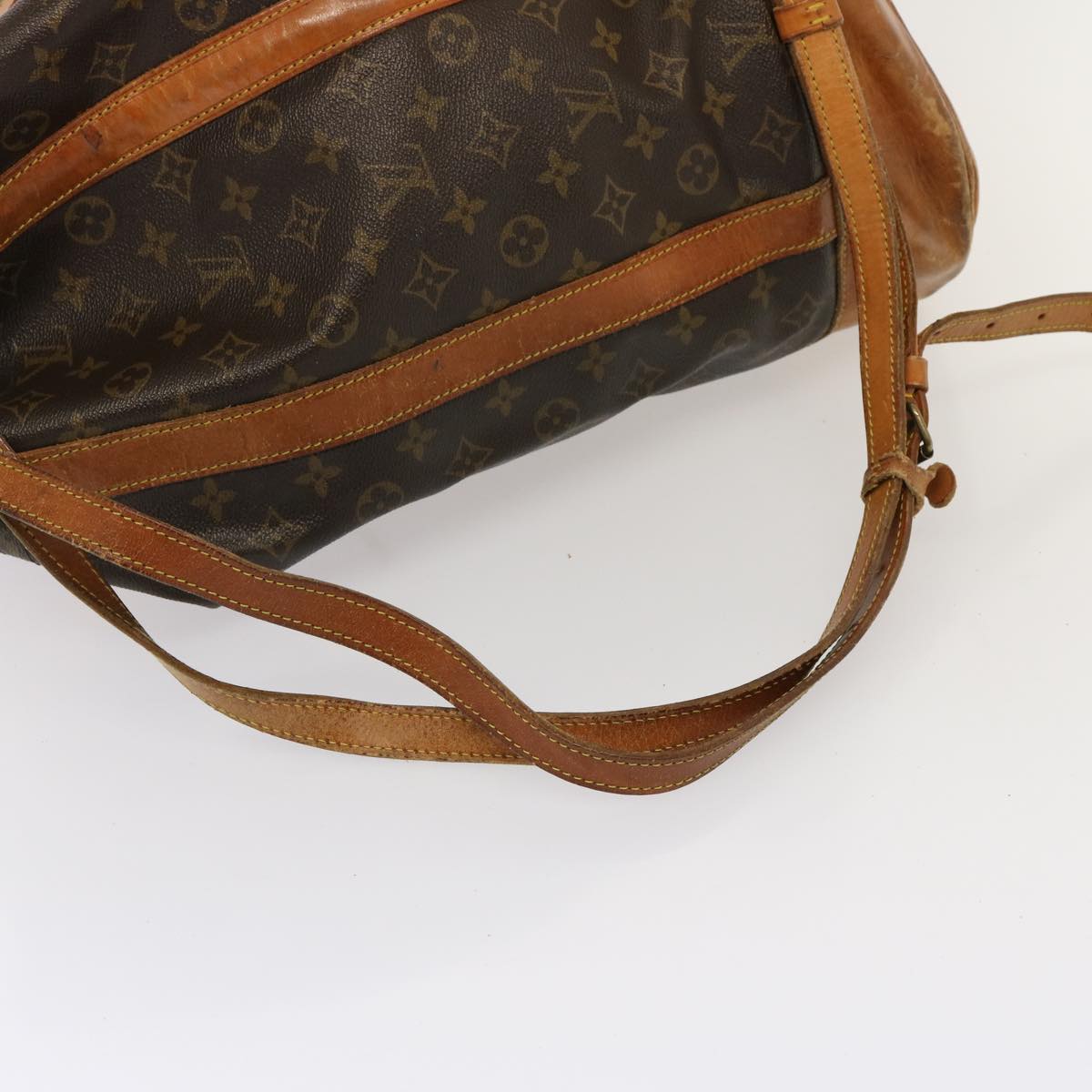 LOUIS VUITTON Monogram Randonnee GM Shoulder Bag M42244 LV Auth 75070