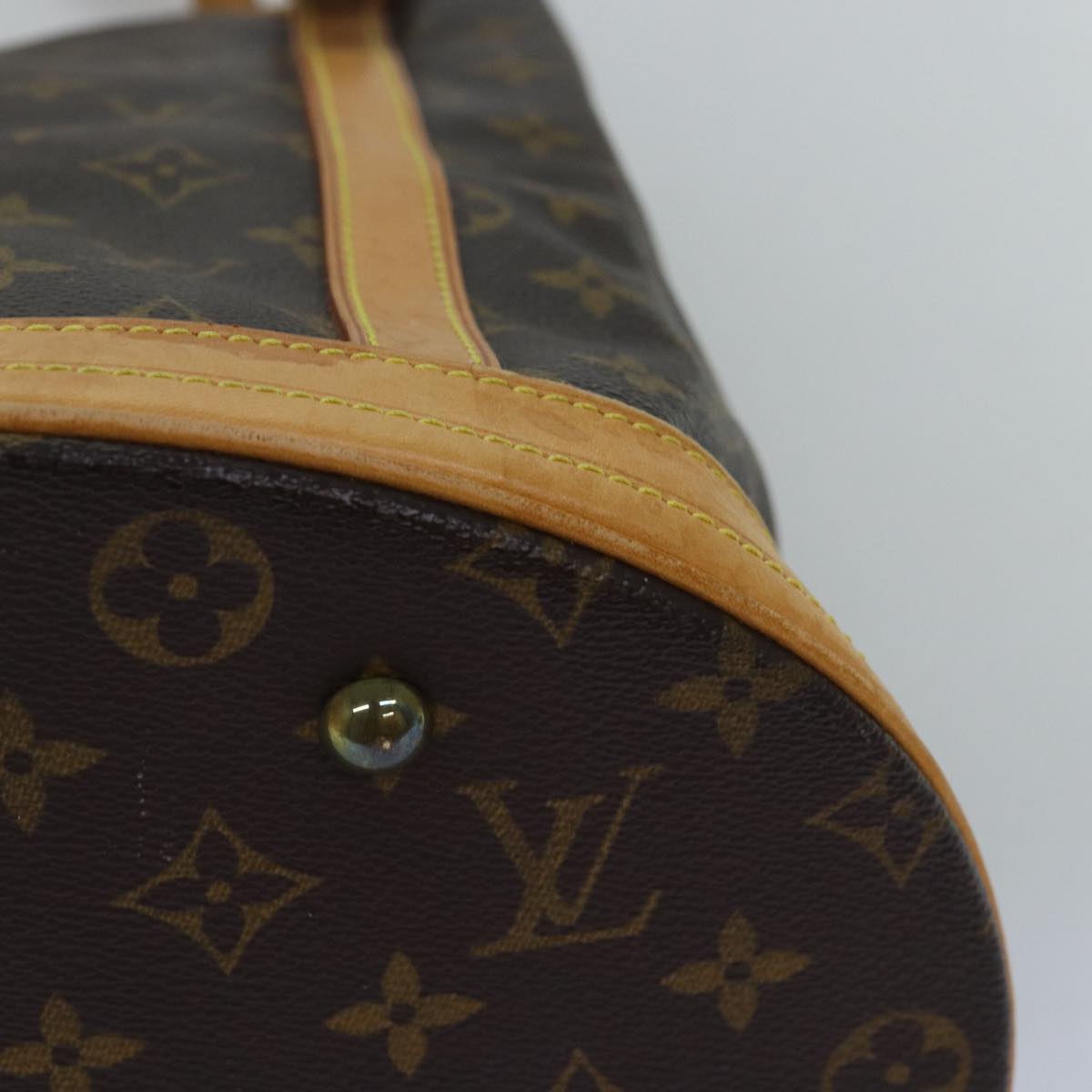 LOUIS VUITTON Monogram Bucket GM Shoulder Bag M42236 LV Auth 75082