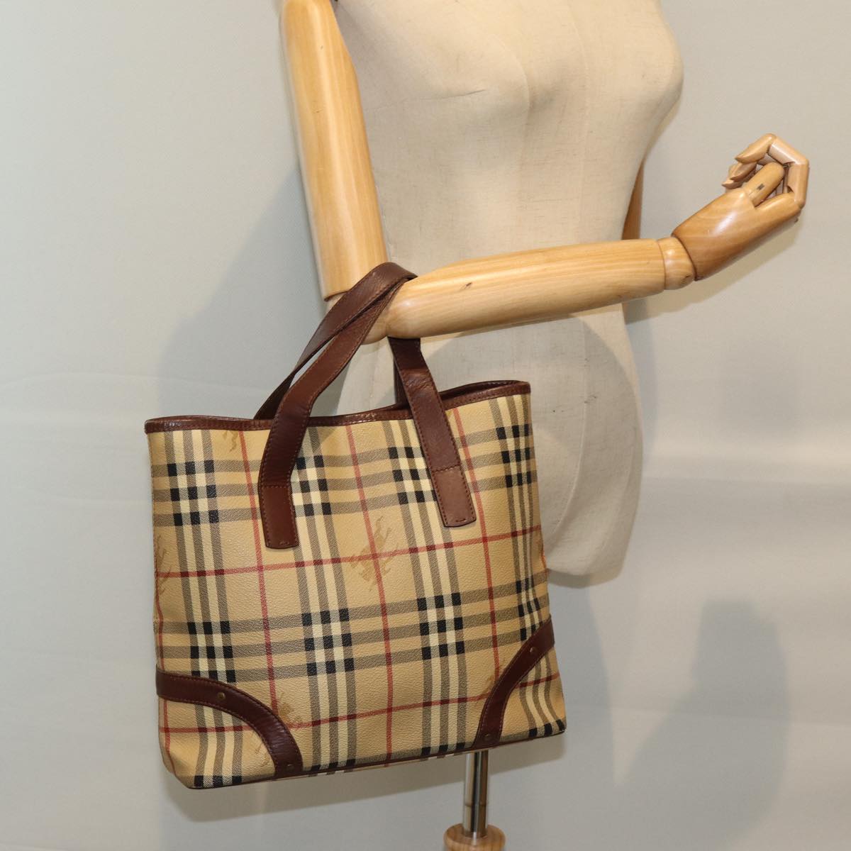 BURBERRY Nova Check Hand Bag PVC Beige Auth 75143