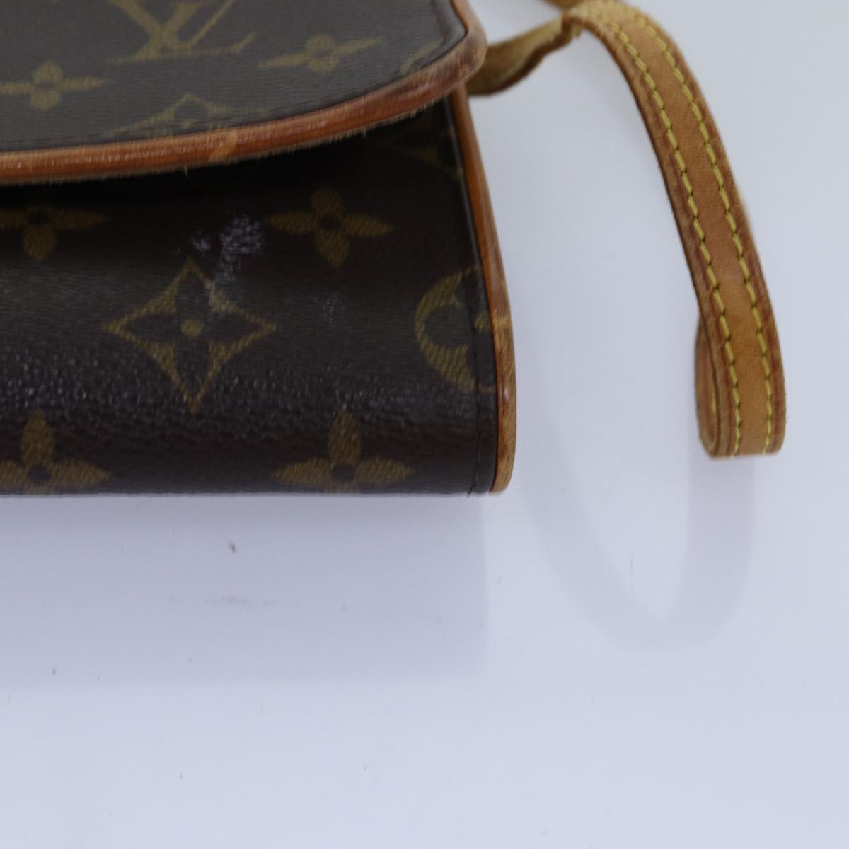 LOUIS VUITTON Monogram Pochette Twin GM Shoulder Bag M51852 LV Auth 75154