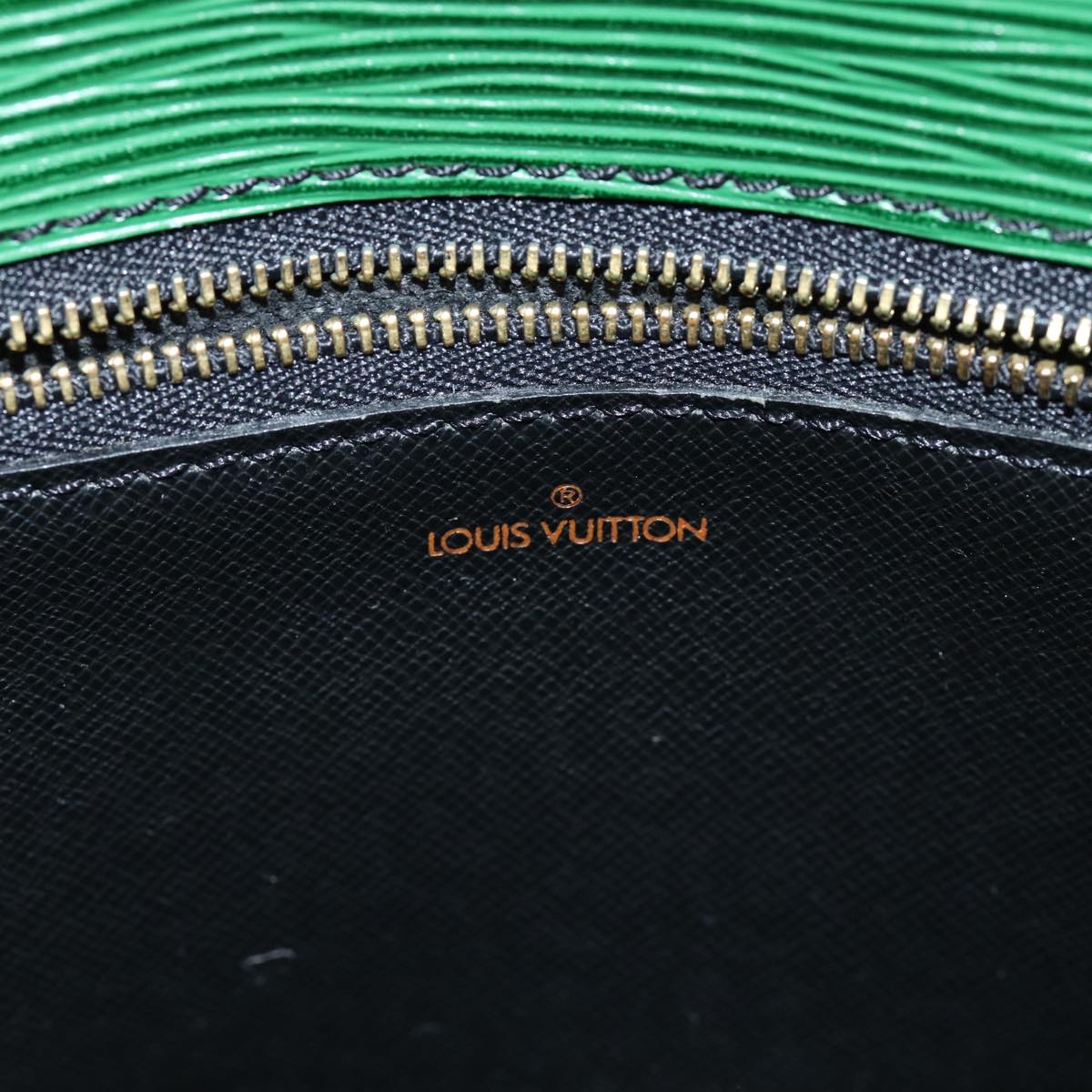 LOUIS VUITTON Epi Saint Cloud GM Shoulder Bag Green M52194 LV Auth 75168