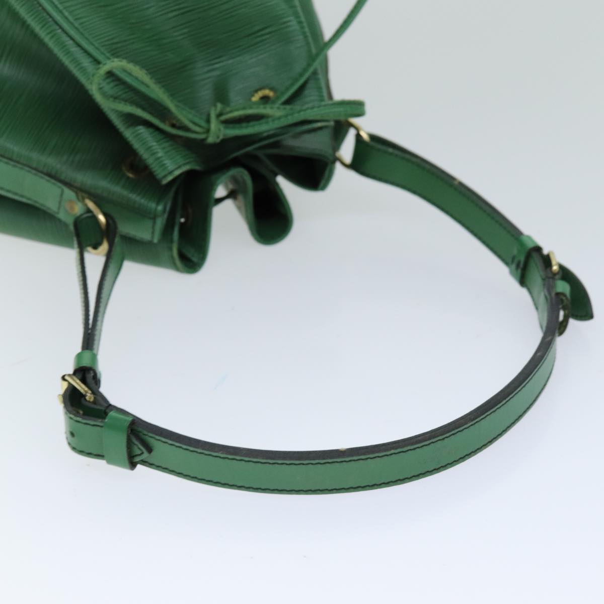 LOUIS VUITTON Epi Noe Shoulder Bag Green M44004 LV Auth 75184