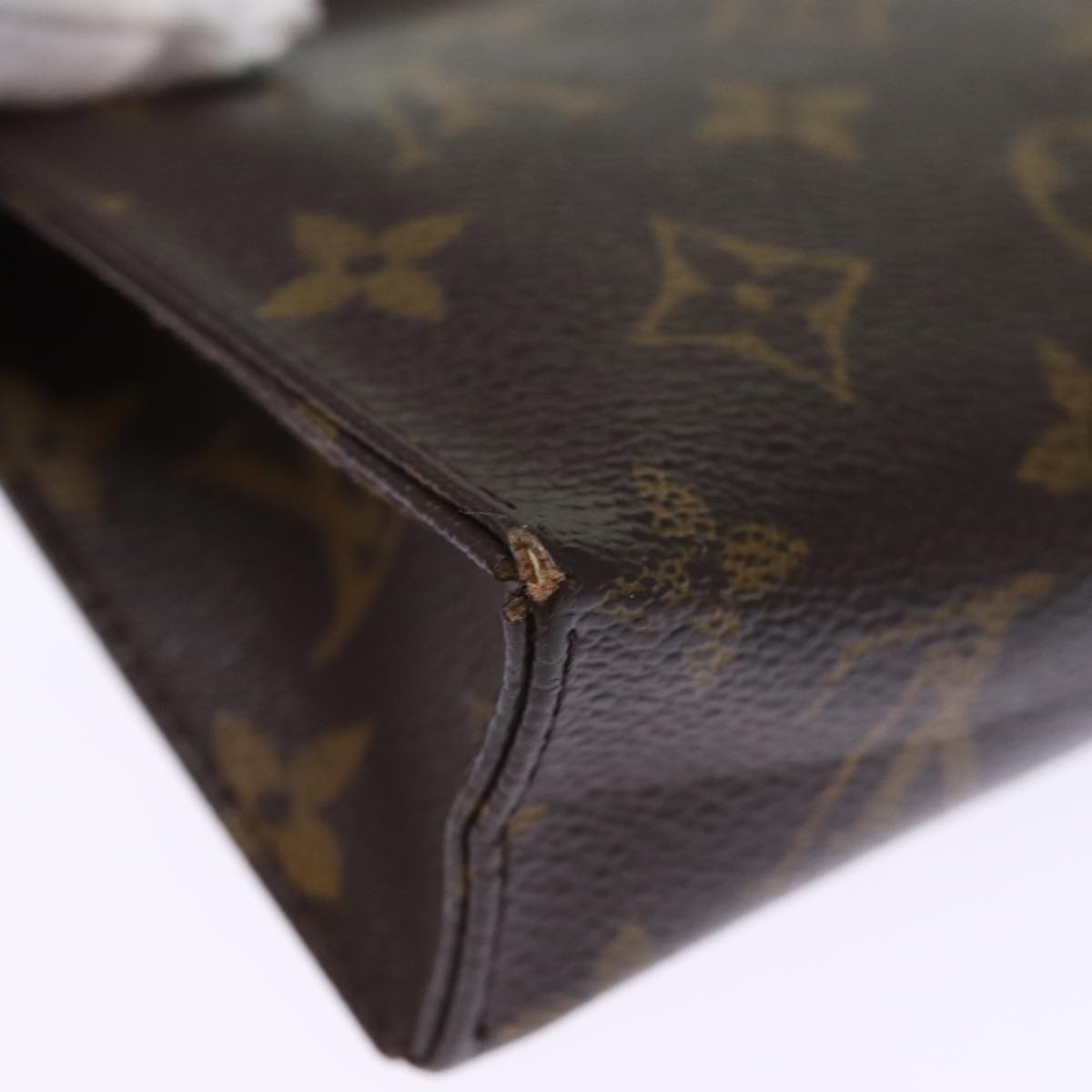 LOUIS VUITTON Monogram Poche Toilette 15 Pouch M47546 LV Auth 75253